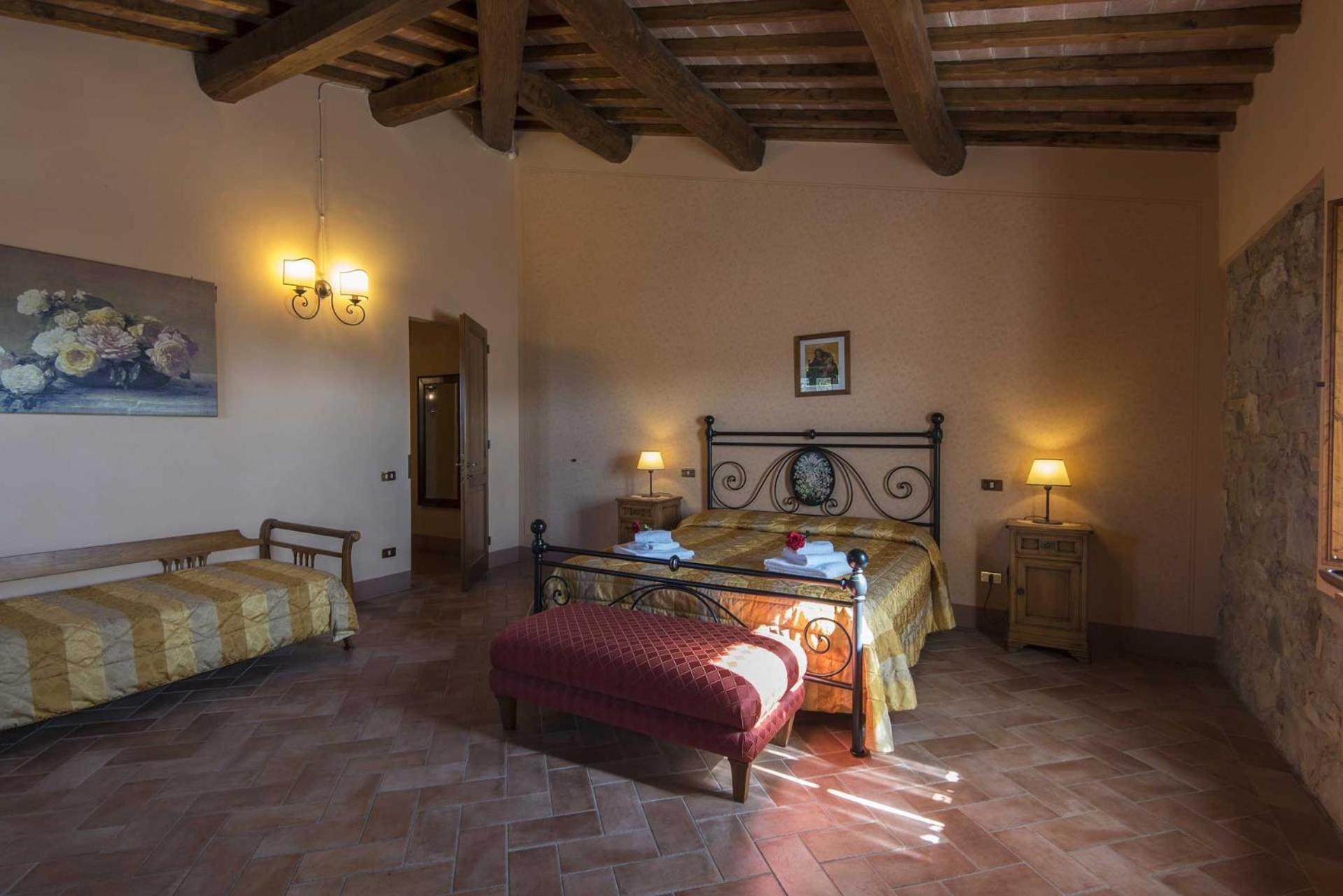 One-Bedroom Apartment - First Floor (2 Adults)