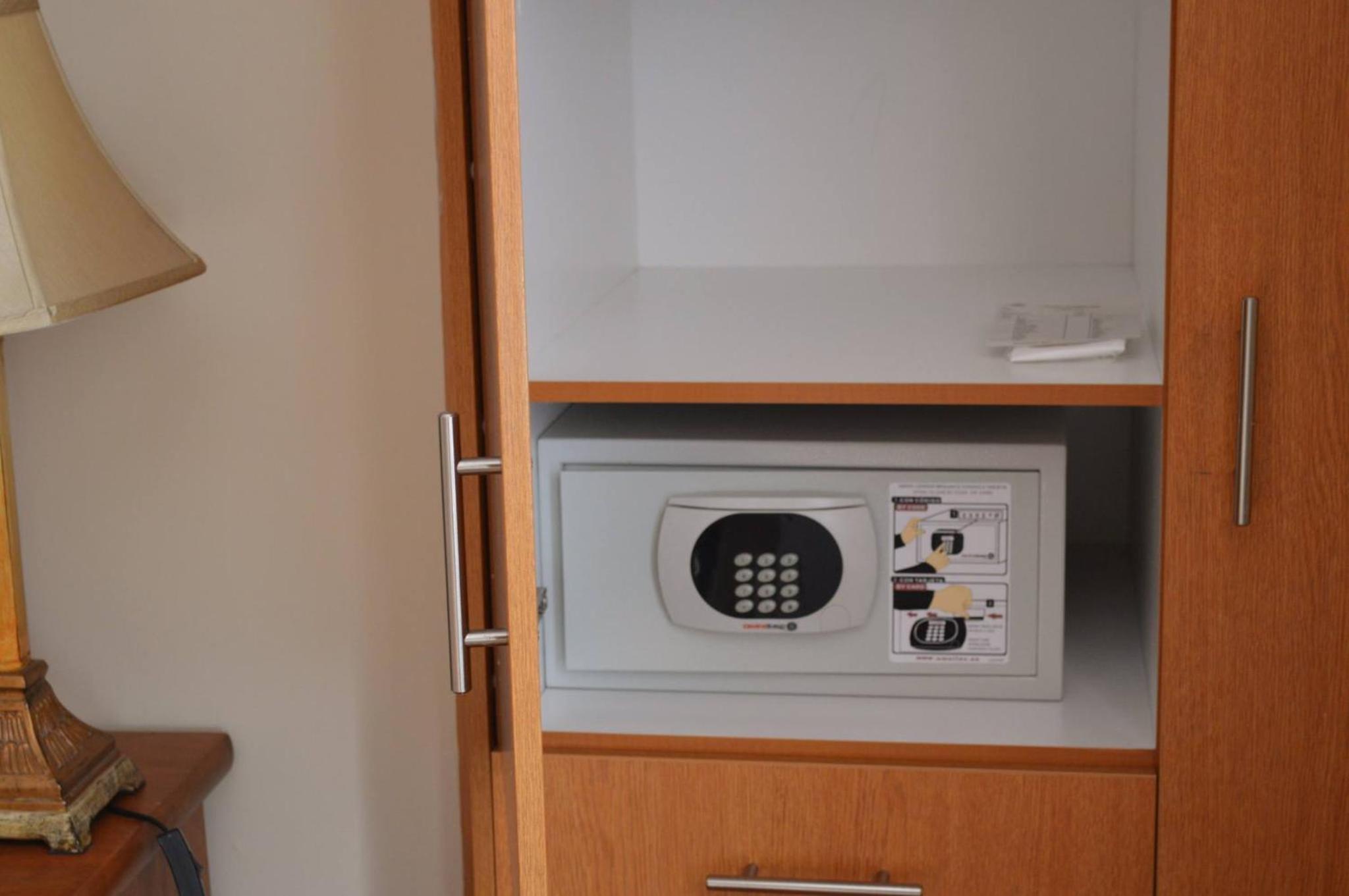 Single Room photo 2