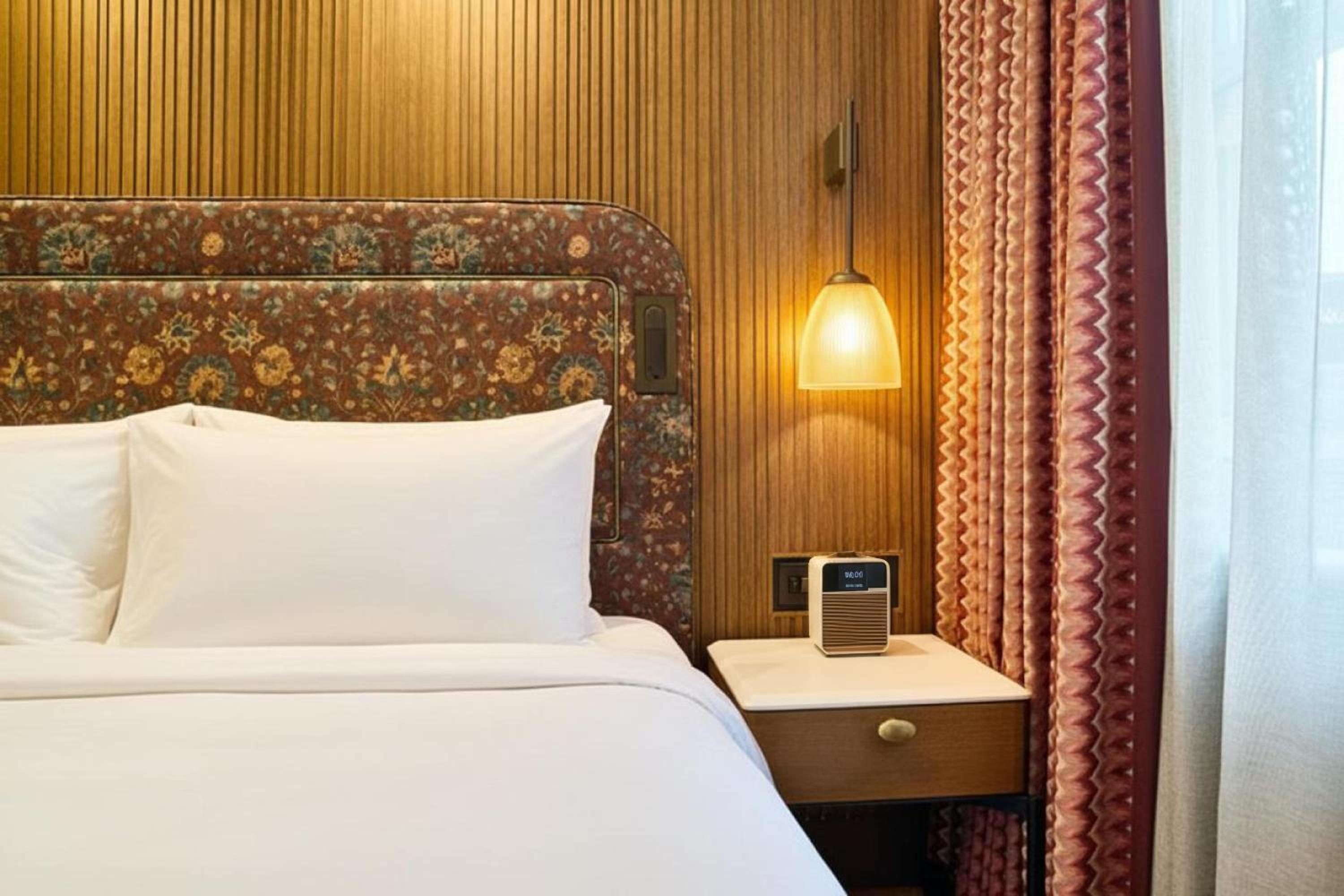 Superior Queen Room photo 2
