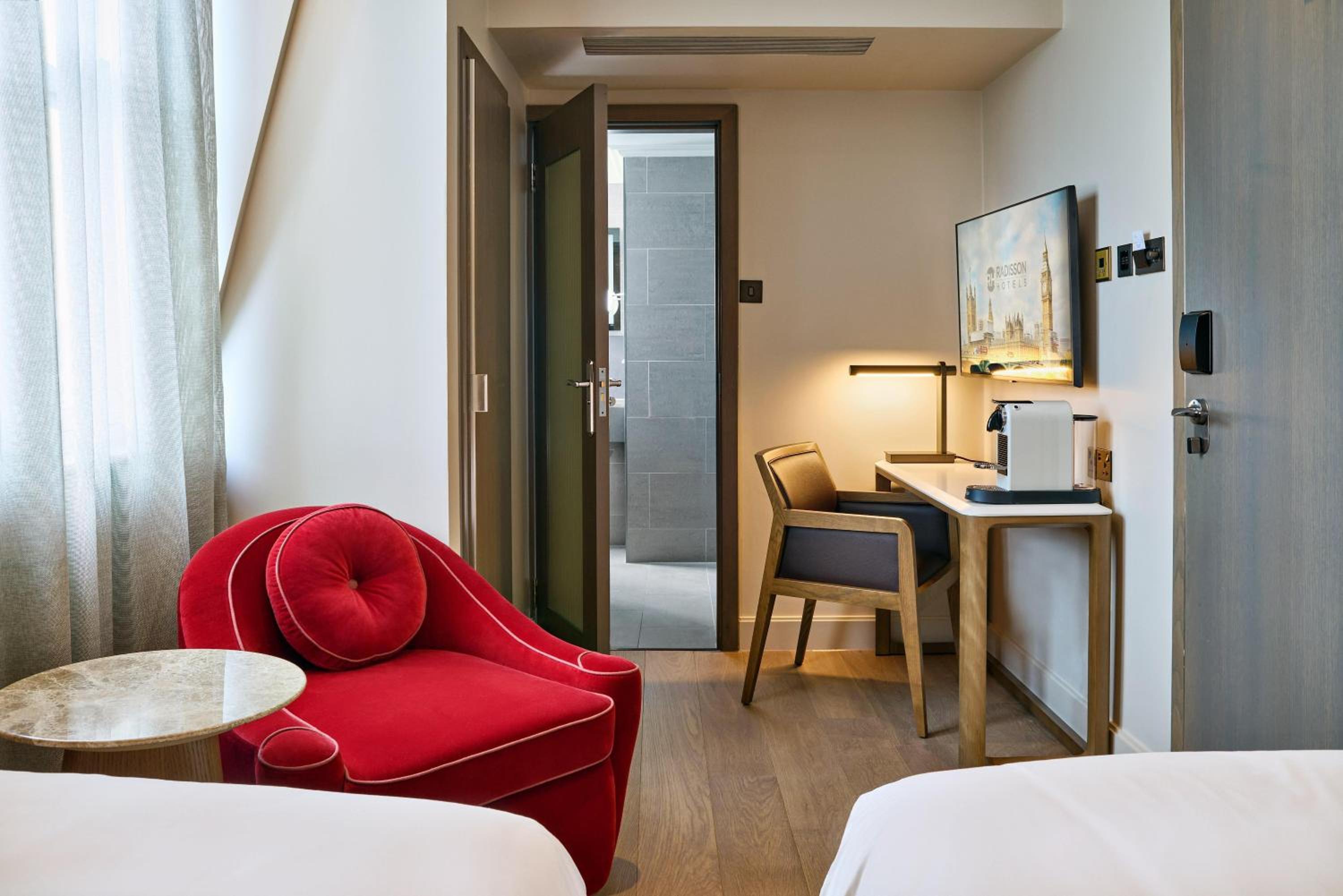 Superior Twin Room photo 3