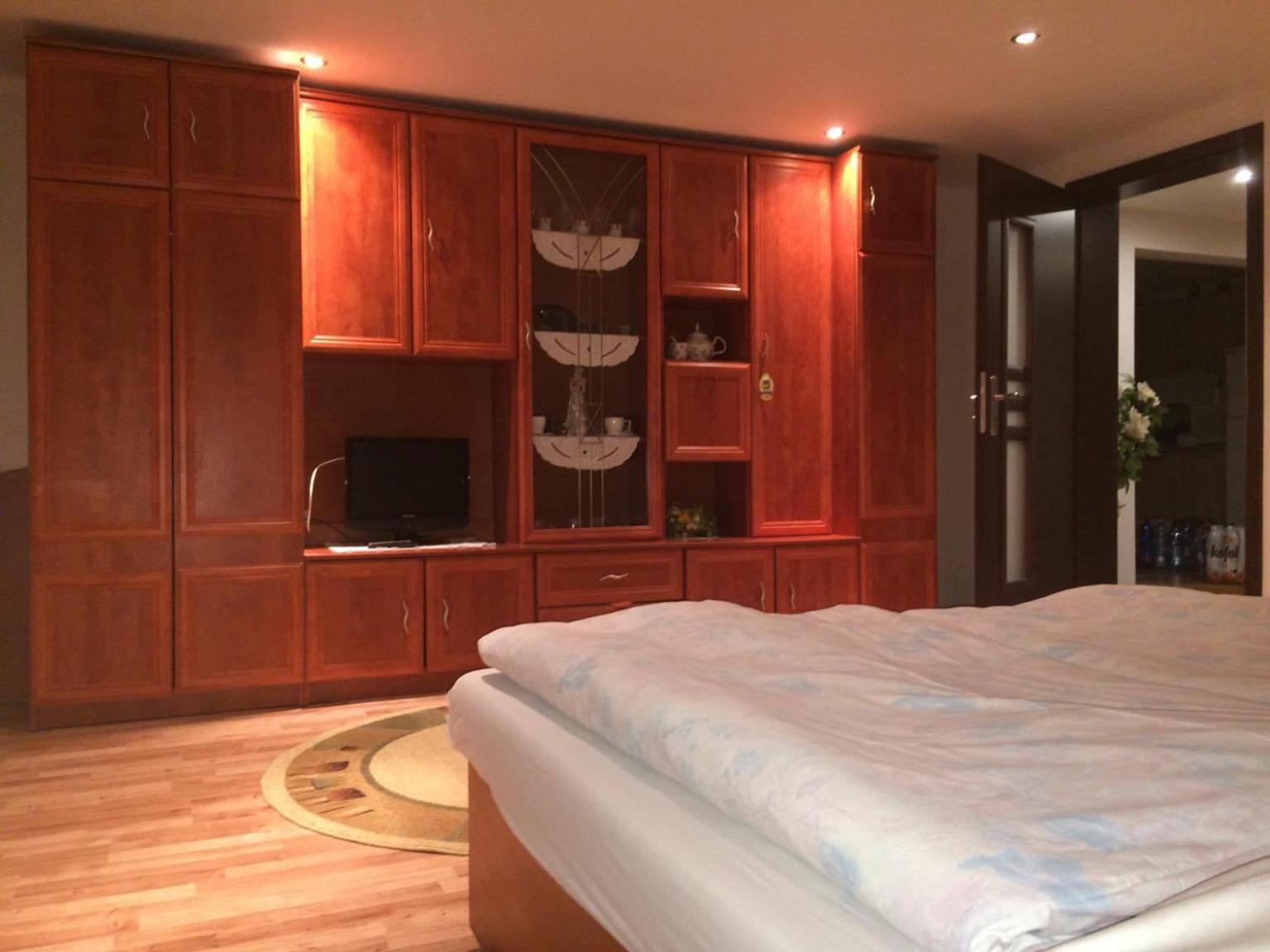 Apartment - Photo 4