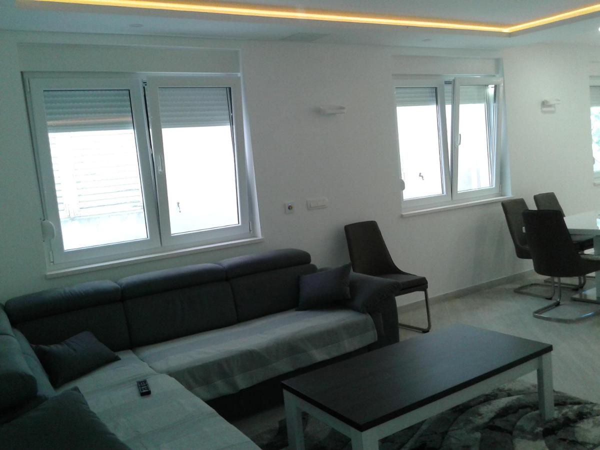 Maisonette photo 2