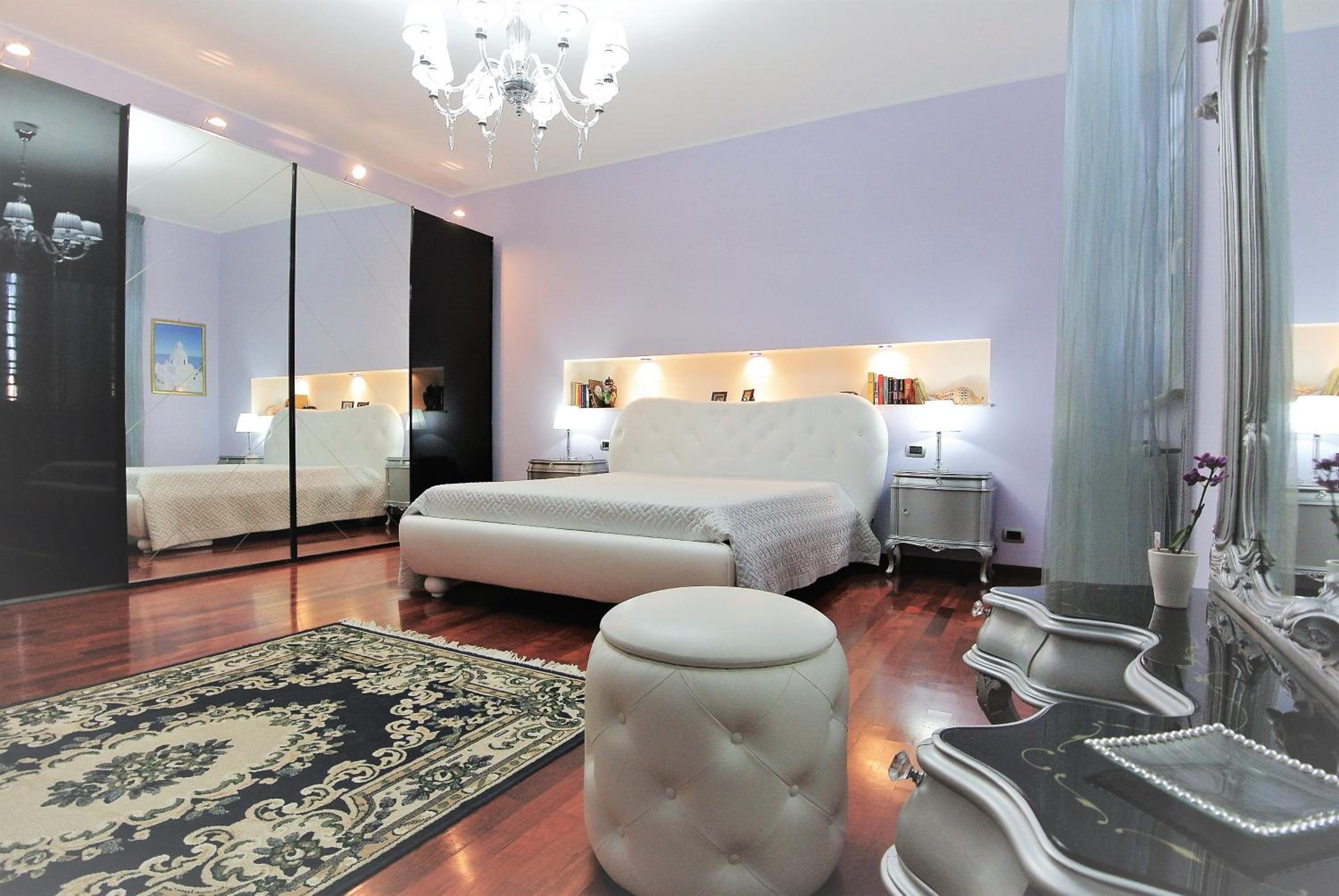 King Room with Pool View