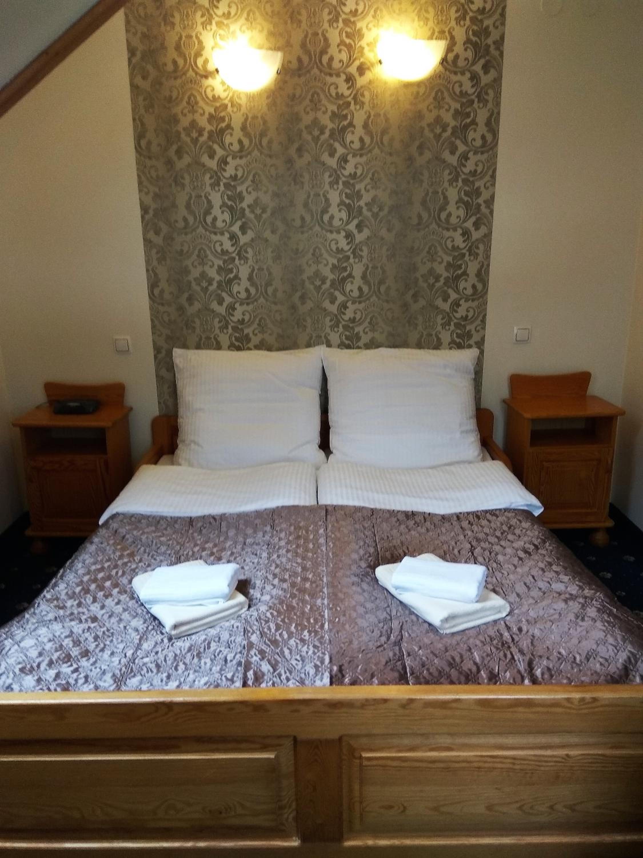 Double Room with Private Bathroom photo 1