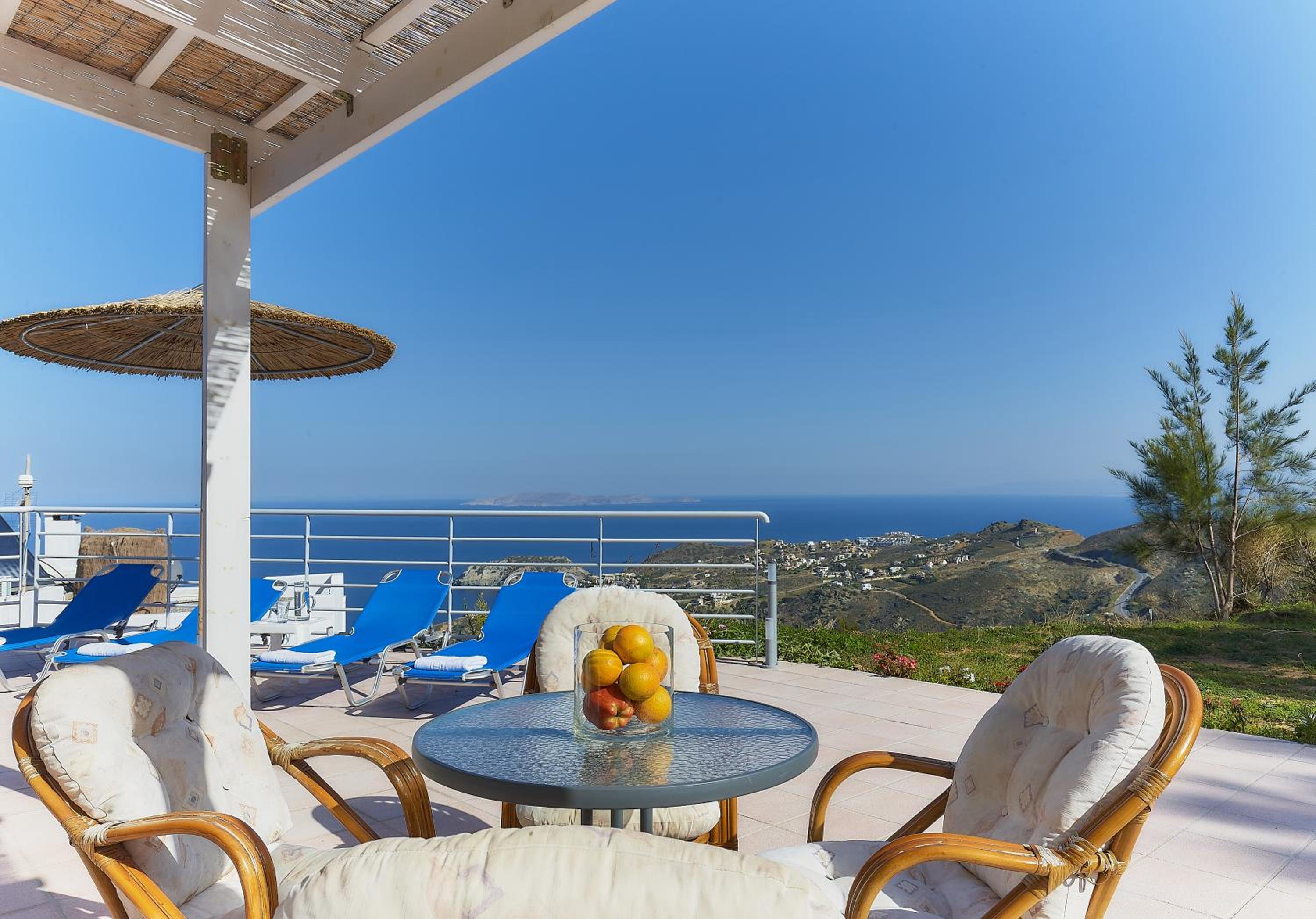 Apartment with Private Pool  - Photo 21