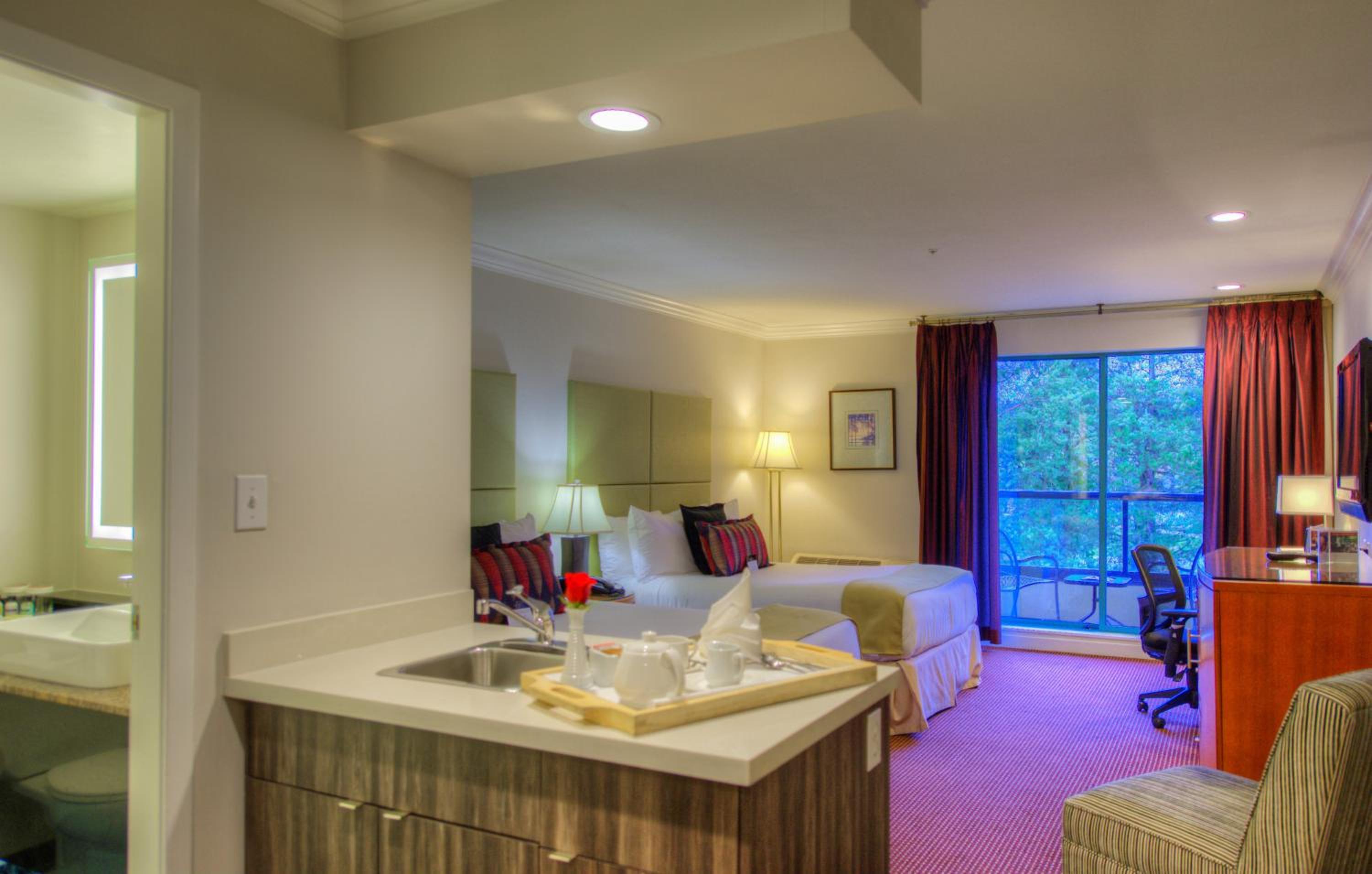 Double Queen Studio Suite - Photo 1