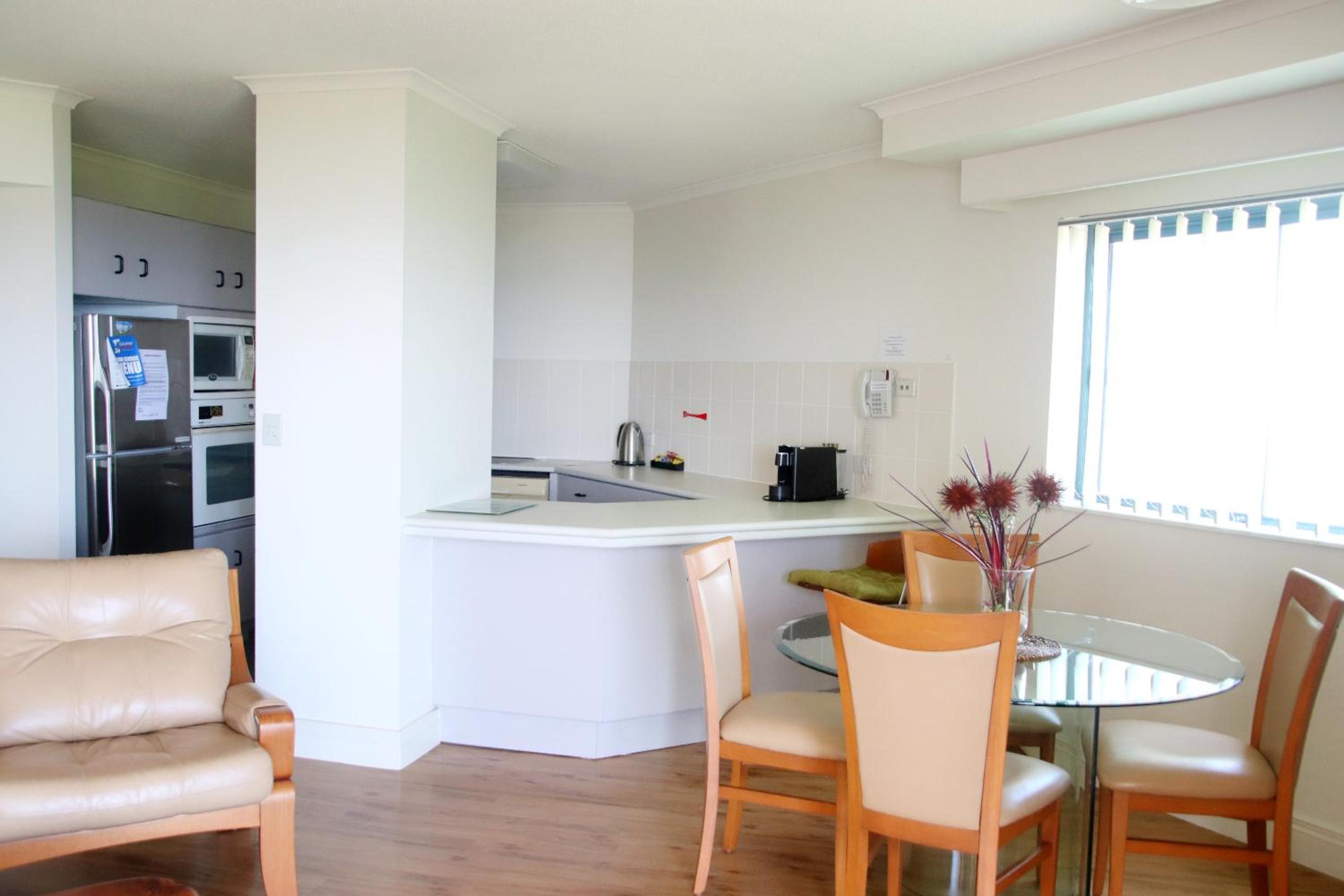 Sea View Two Bedroom Apartment (Free WIFI access) photo 2