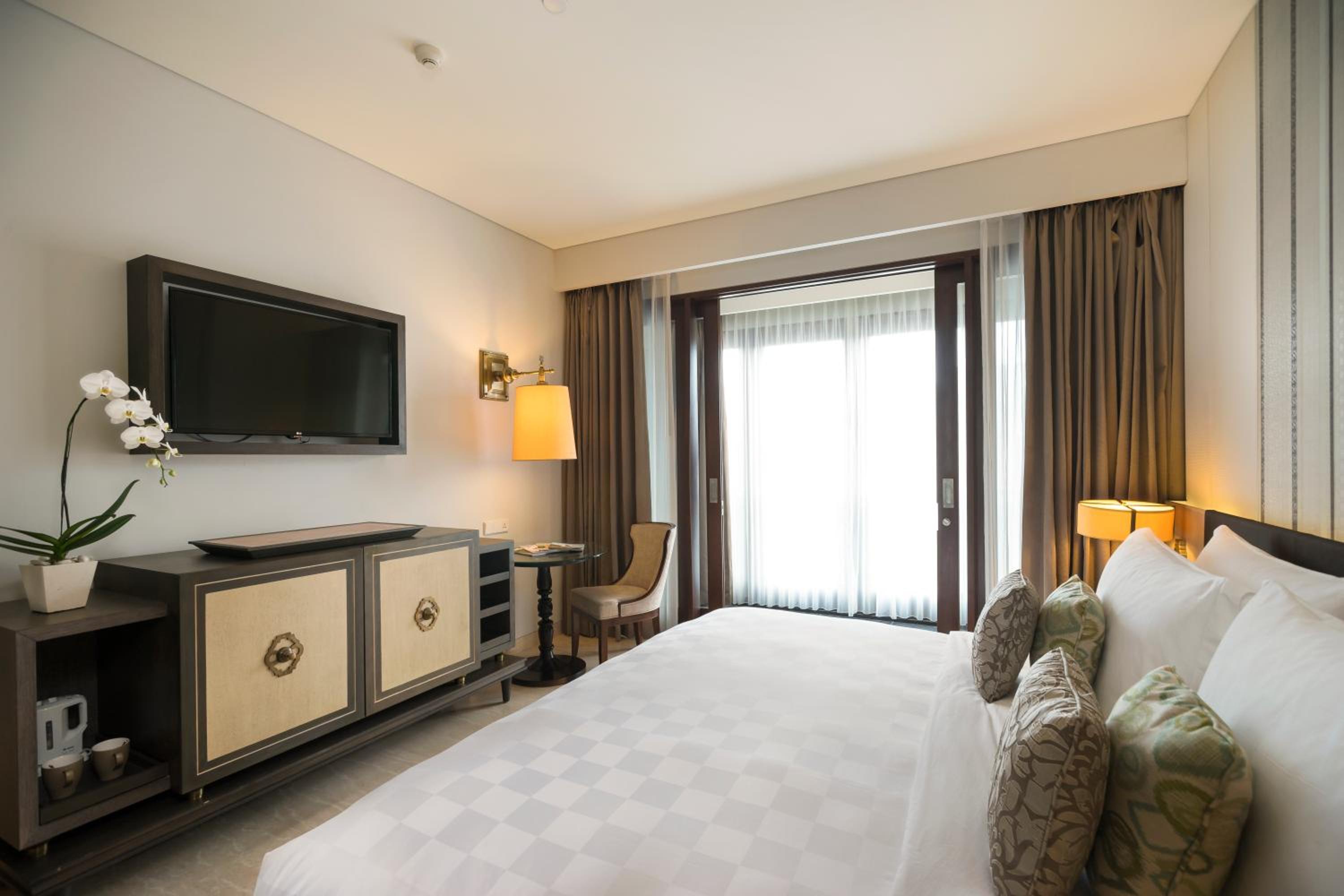 Available room