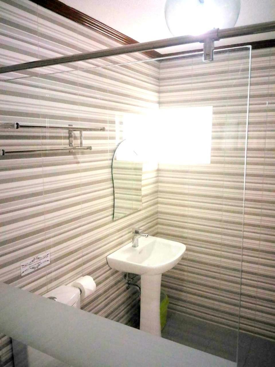 Standard Room photo 3