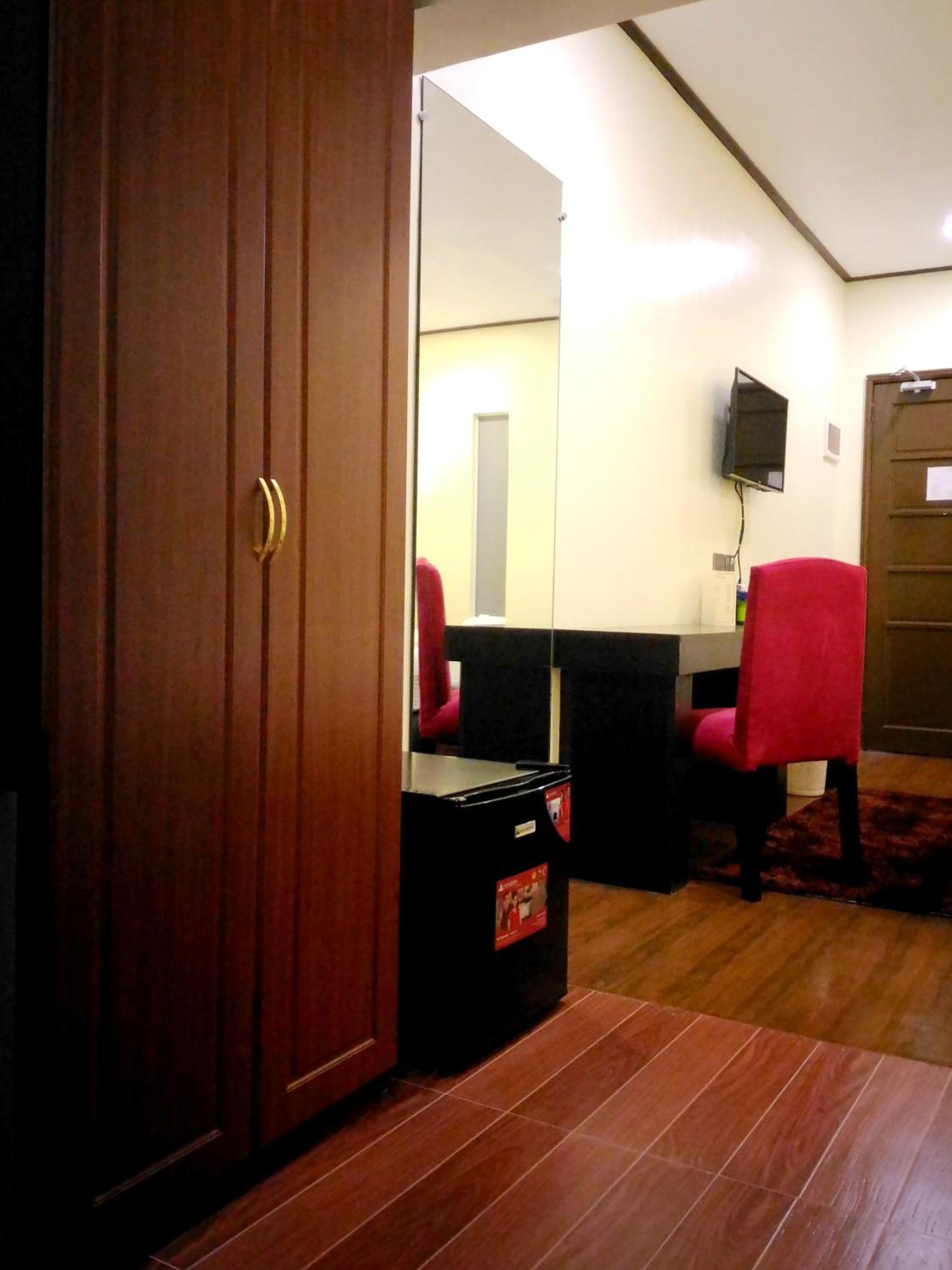 Matrimonial Room photo 3