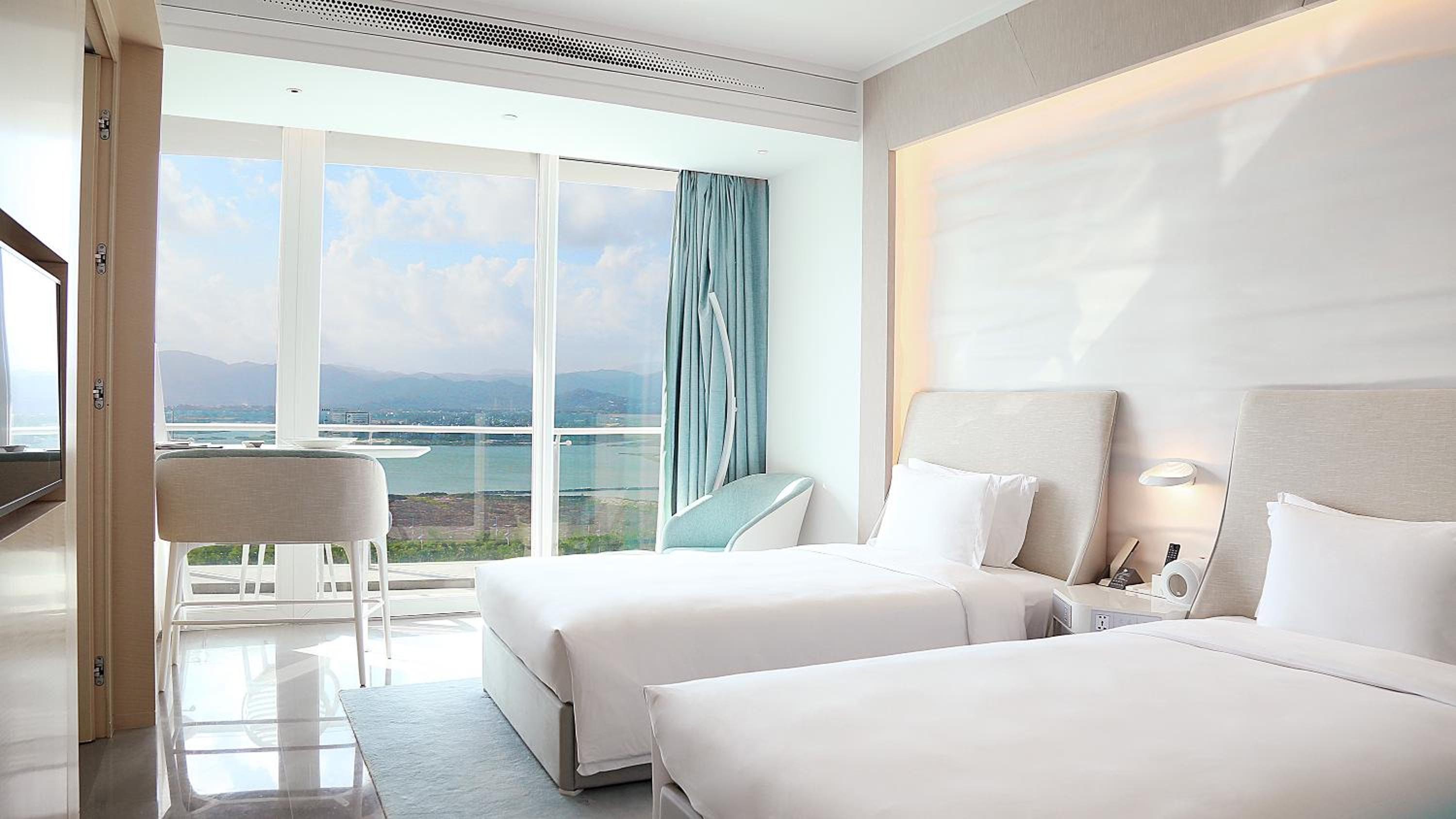 Double Room with Lake View photo 1