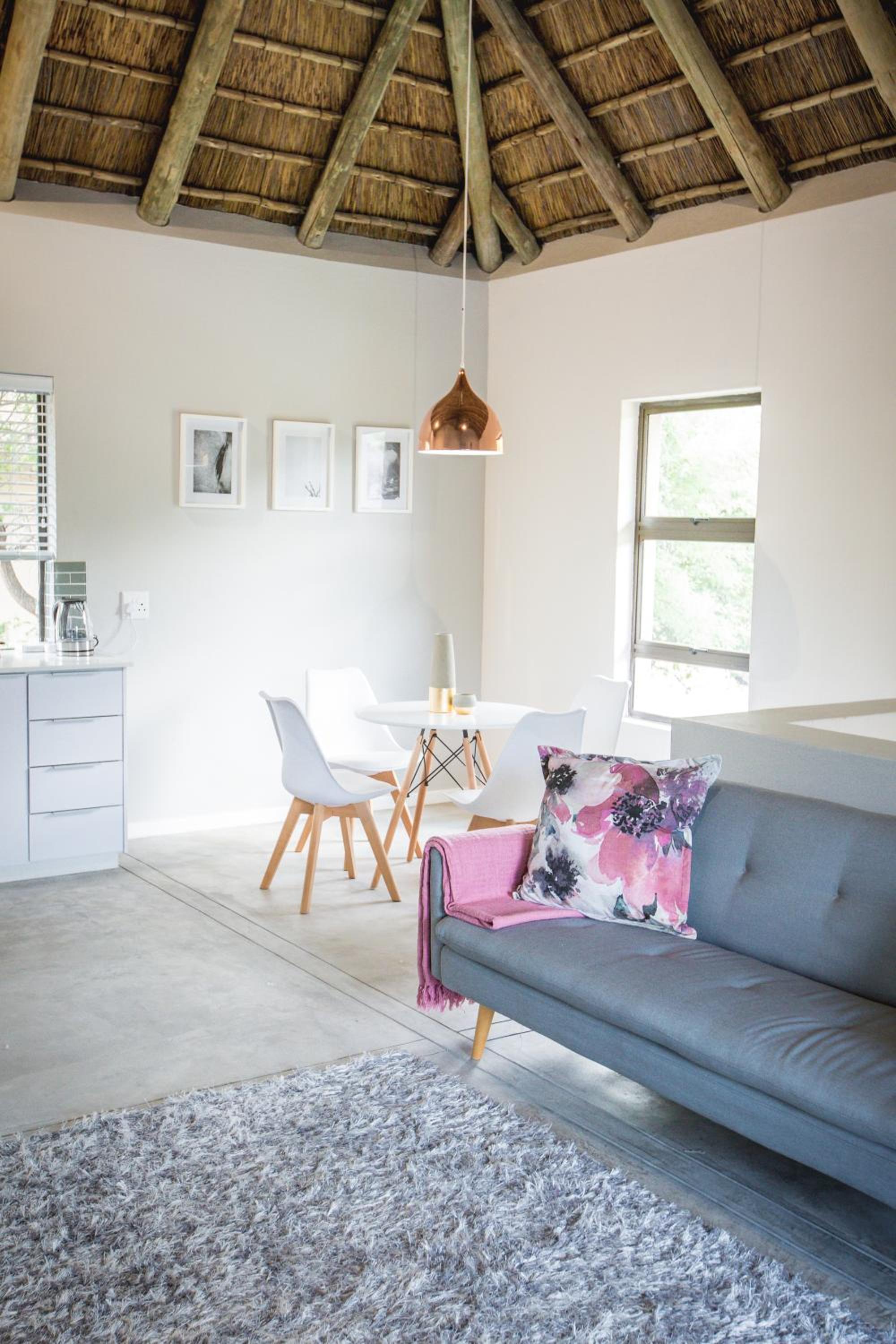 Self-catering Suite with Balcony photo 3