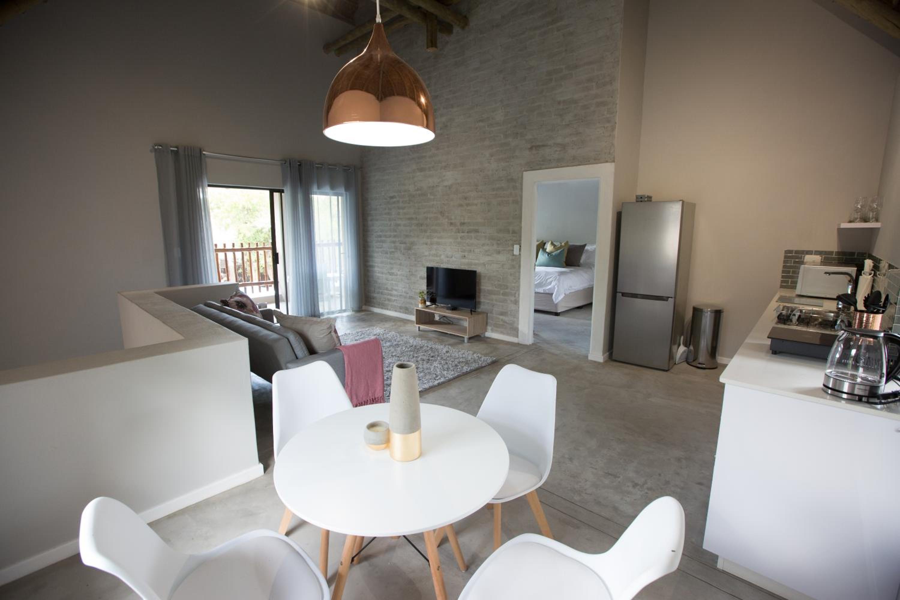 Self-catering Suite with Balcony