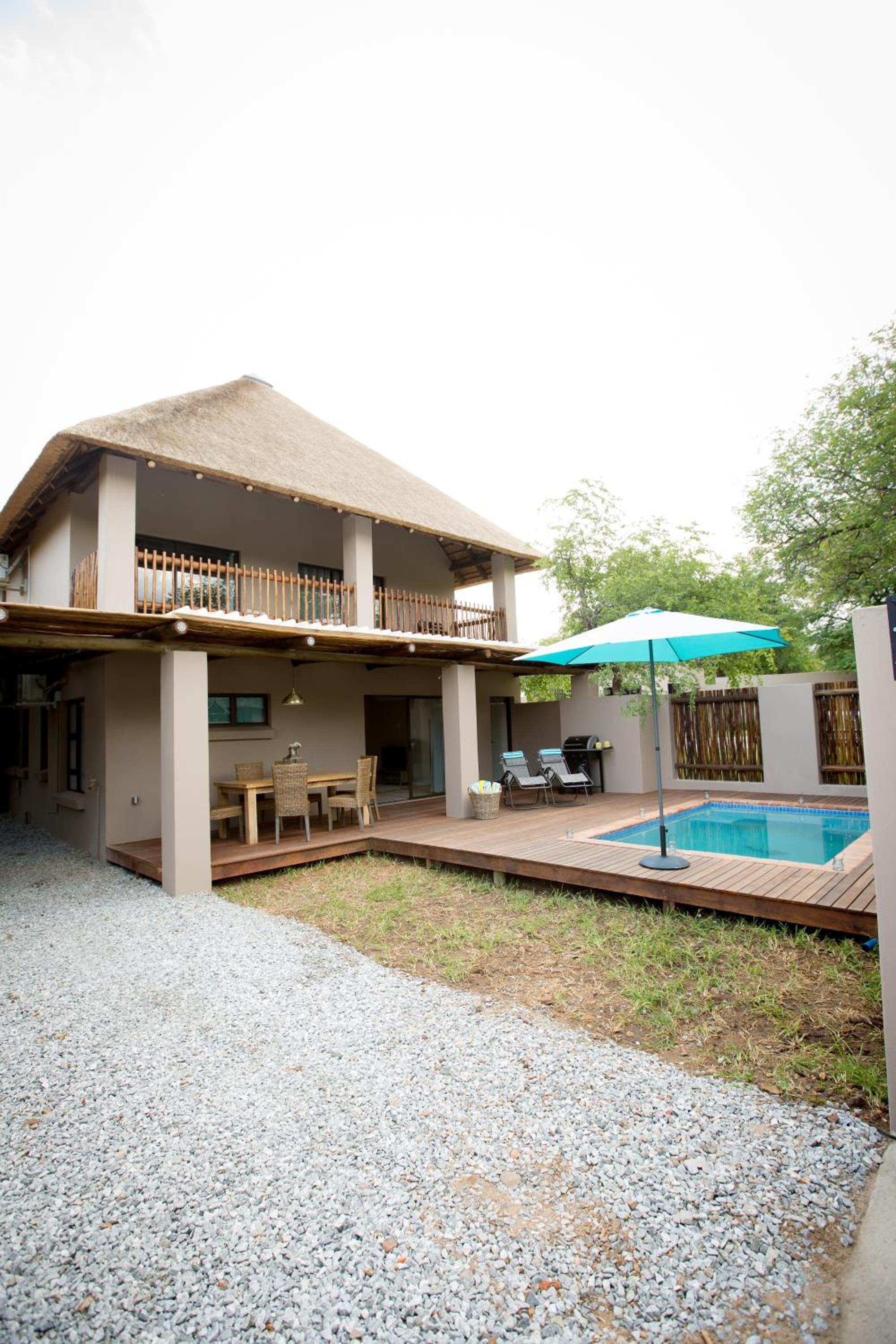 Two-Bedroom Suite with Private Pool photo 3