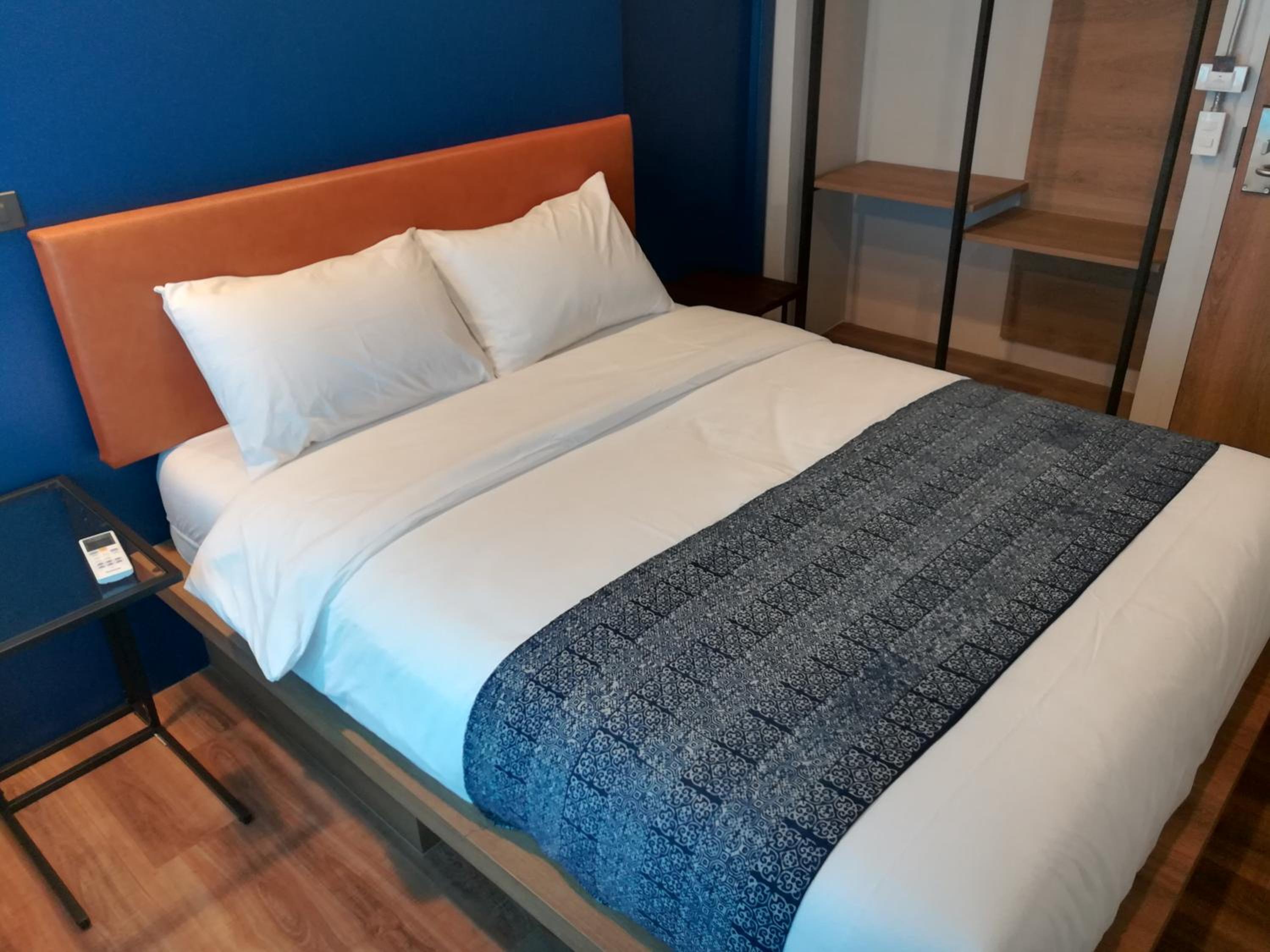 Double Room with Shared Bathroom photo 3