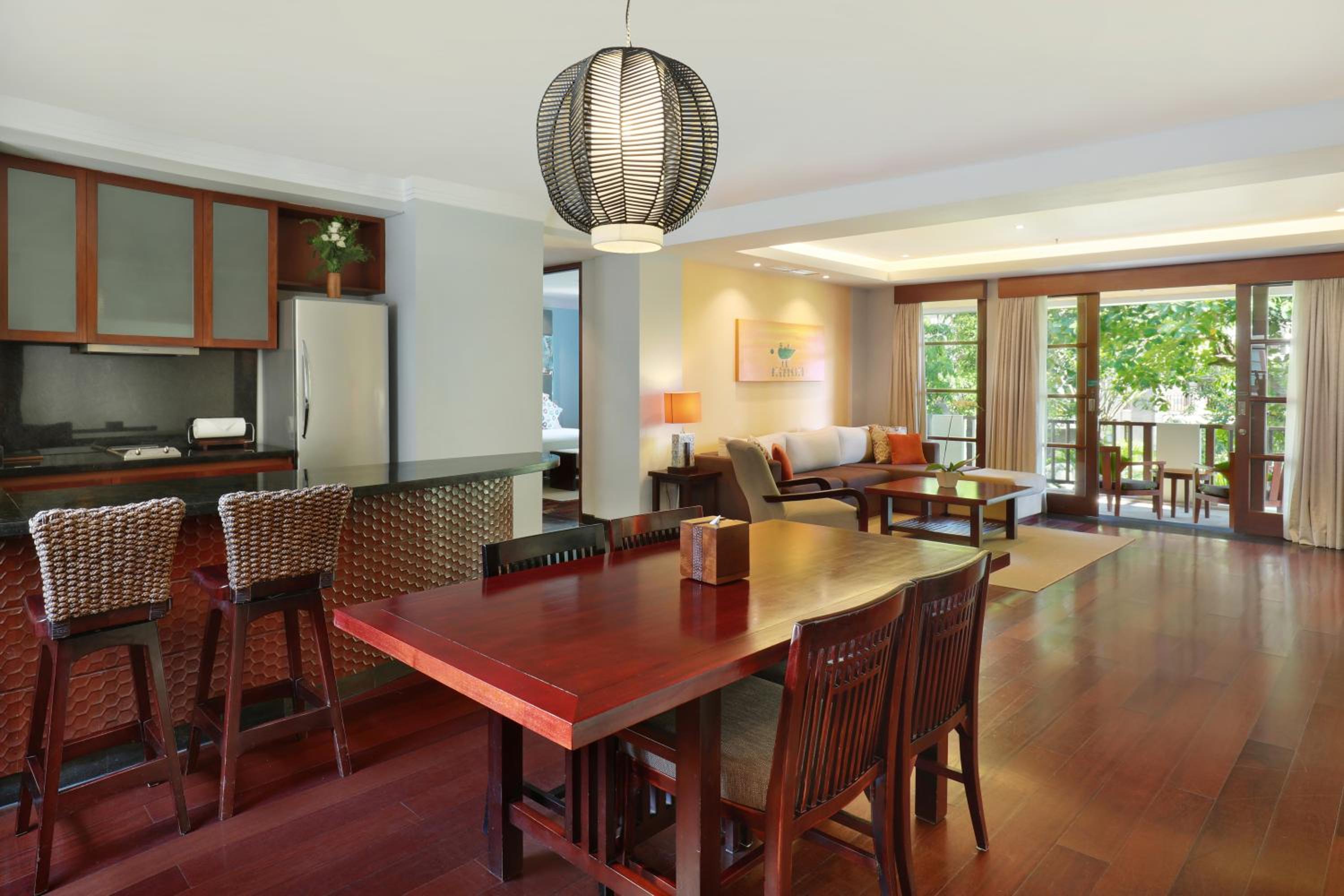 Two-Bedroom Suite with Balcony photo 2