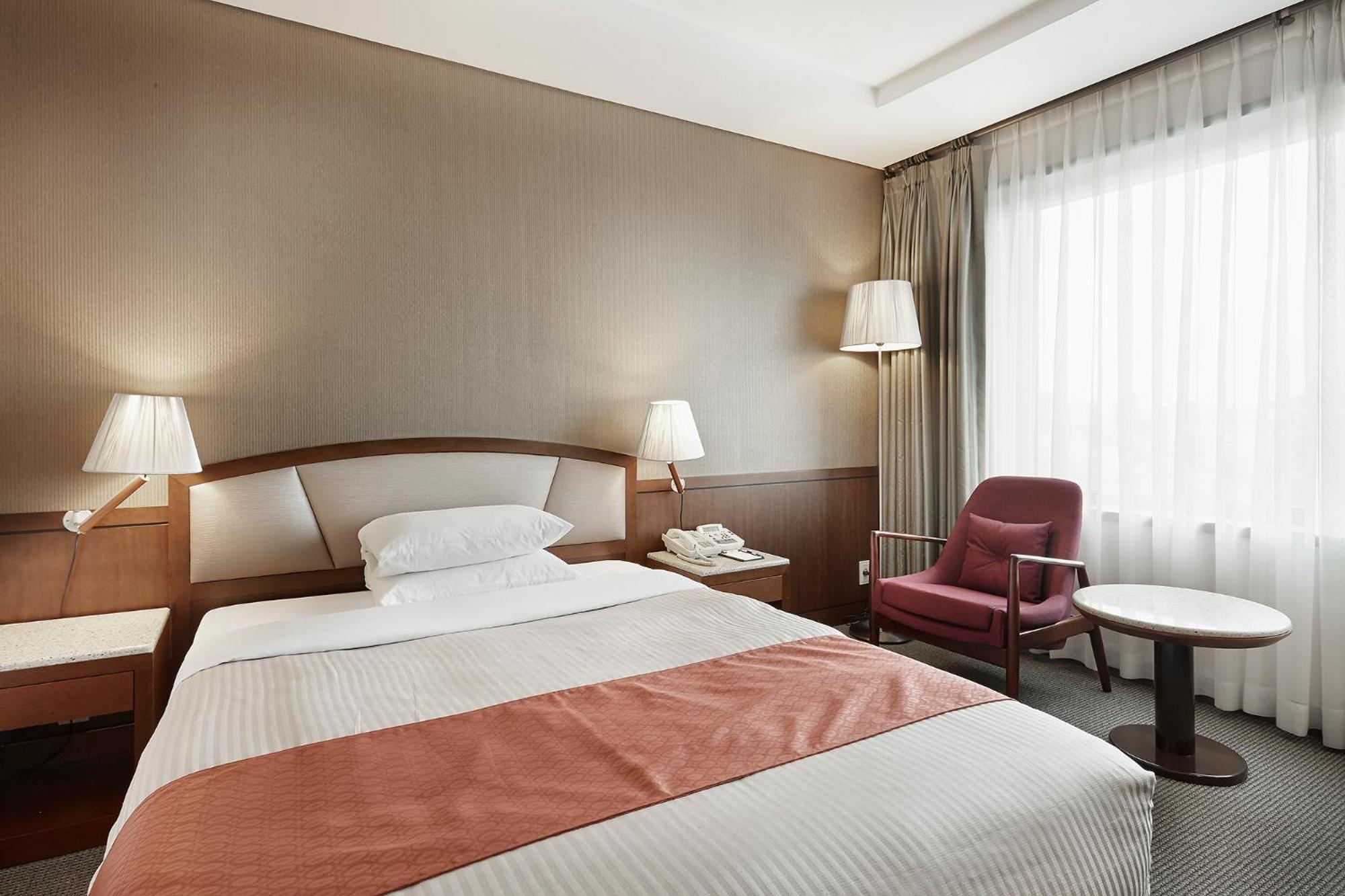 Deluxe Double Room photo 2