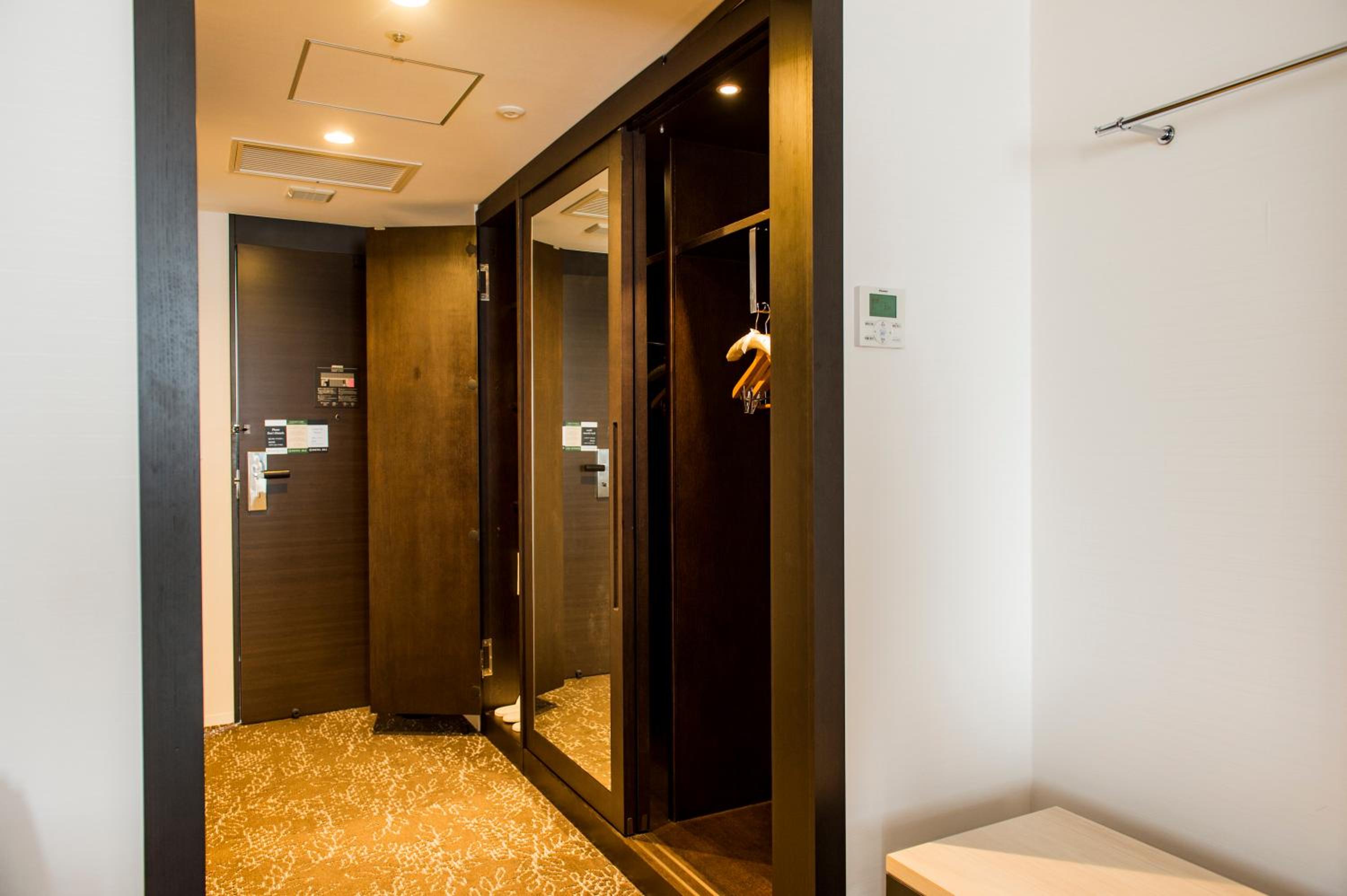 Suite - Non-Smoking