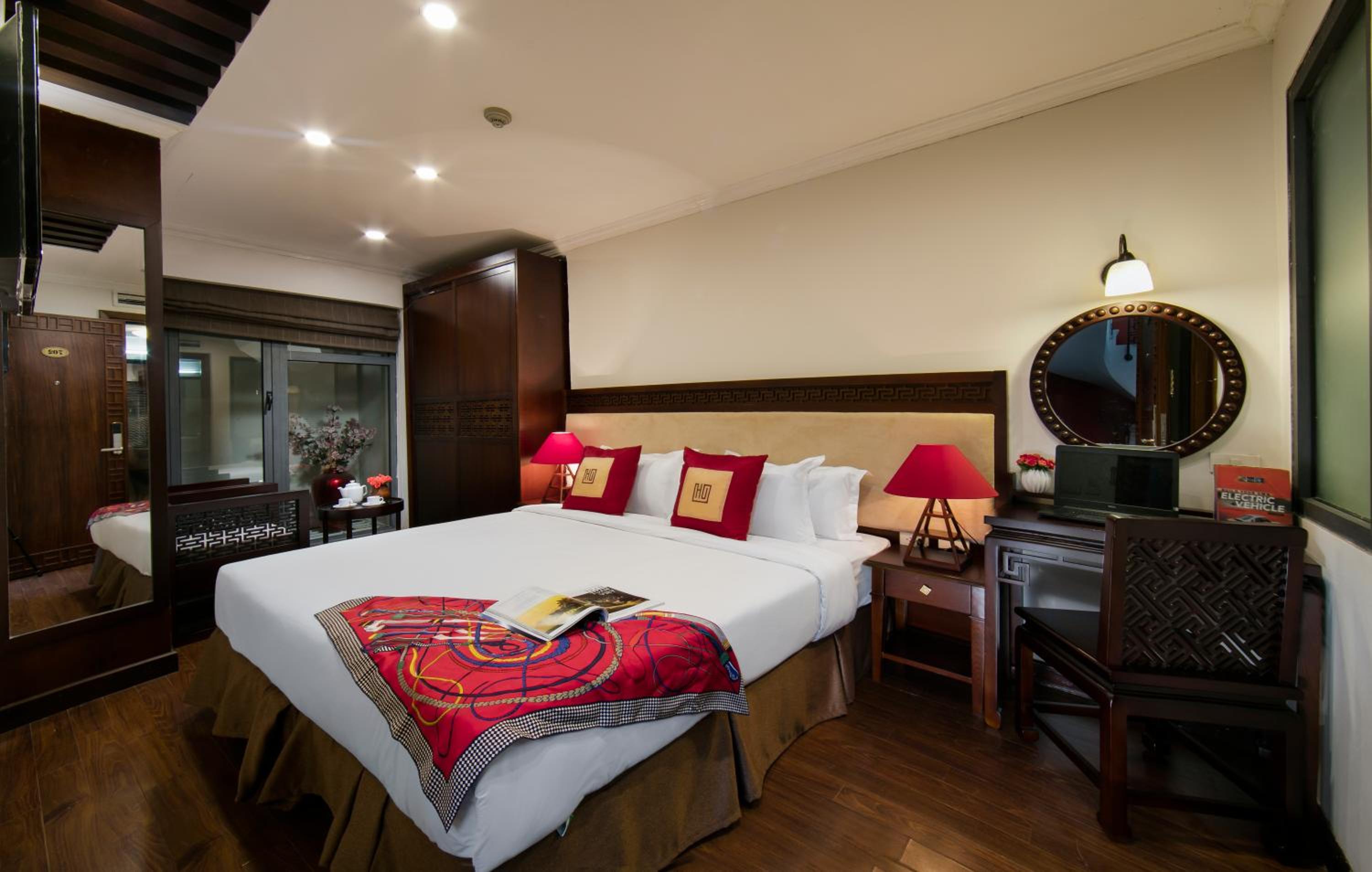 Deluxe Double or Twin Room