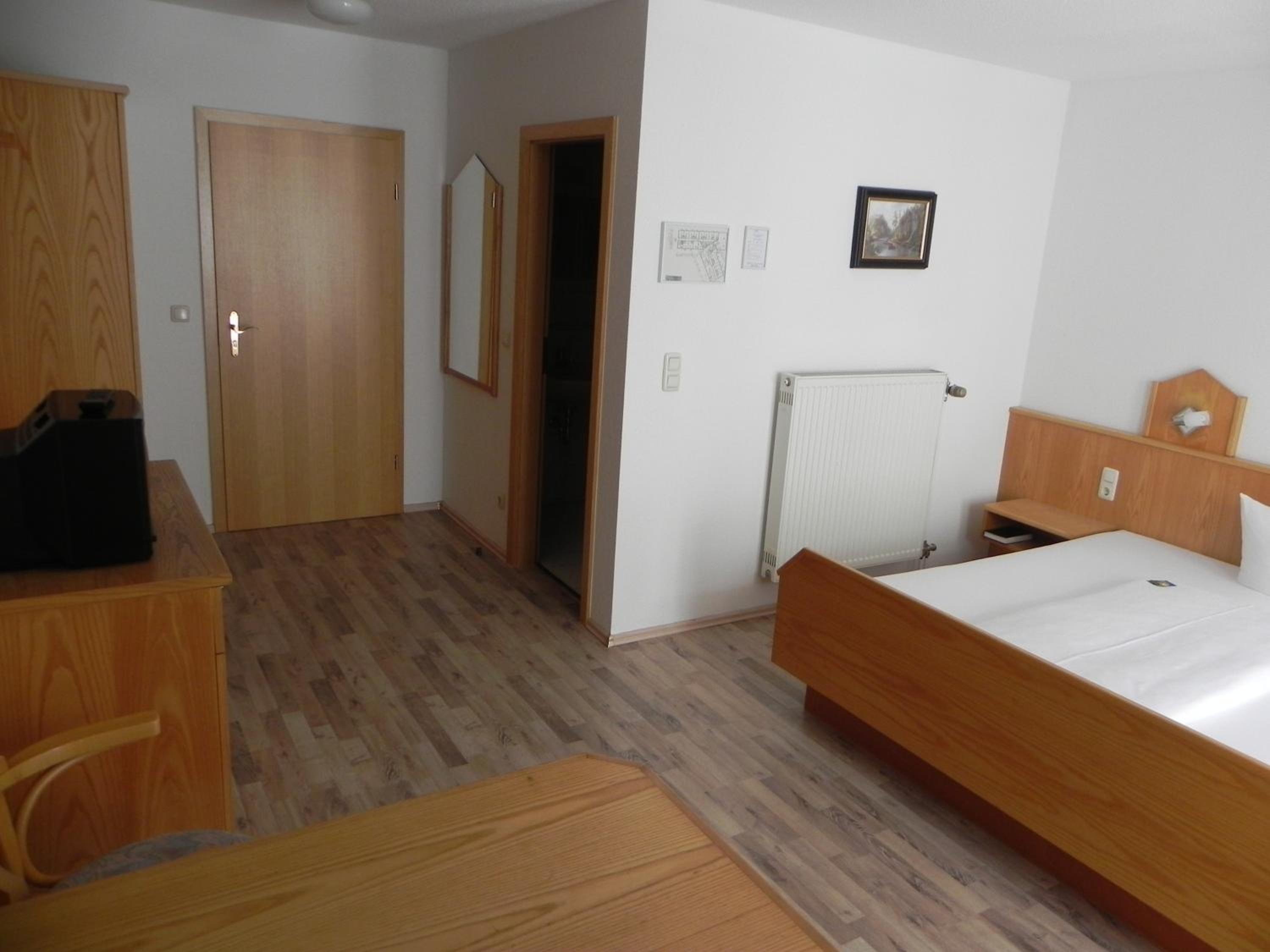 Single Room photo 2