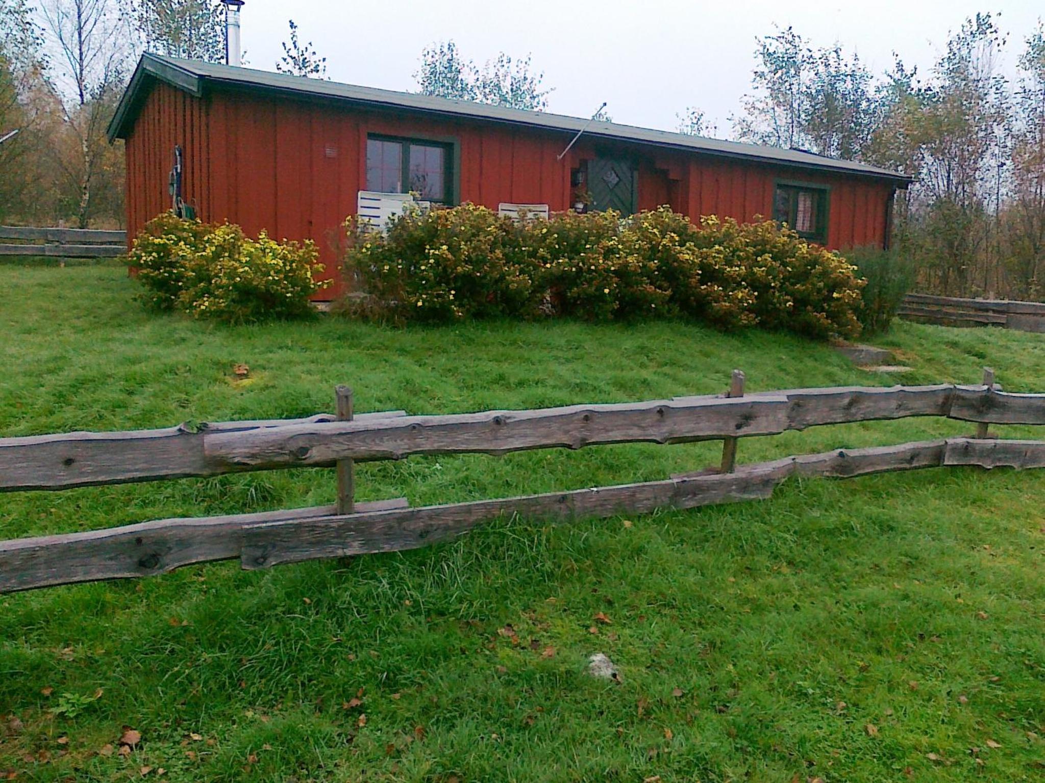 Two-Bedroom Cottage - Photo 10