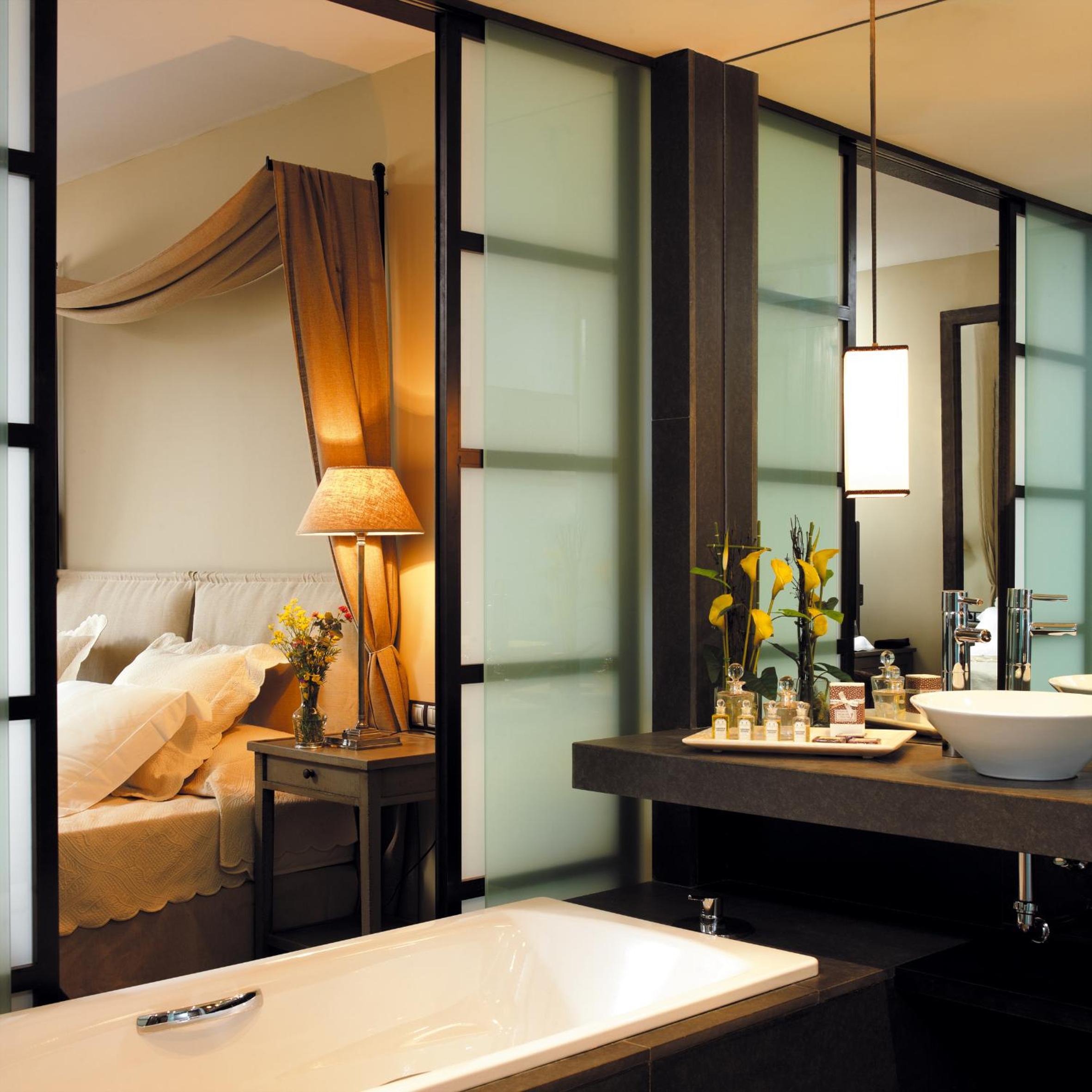 Suite (2 Adults) photo 3