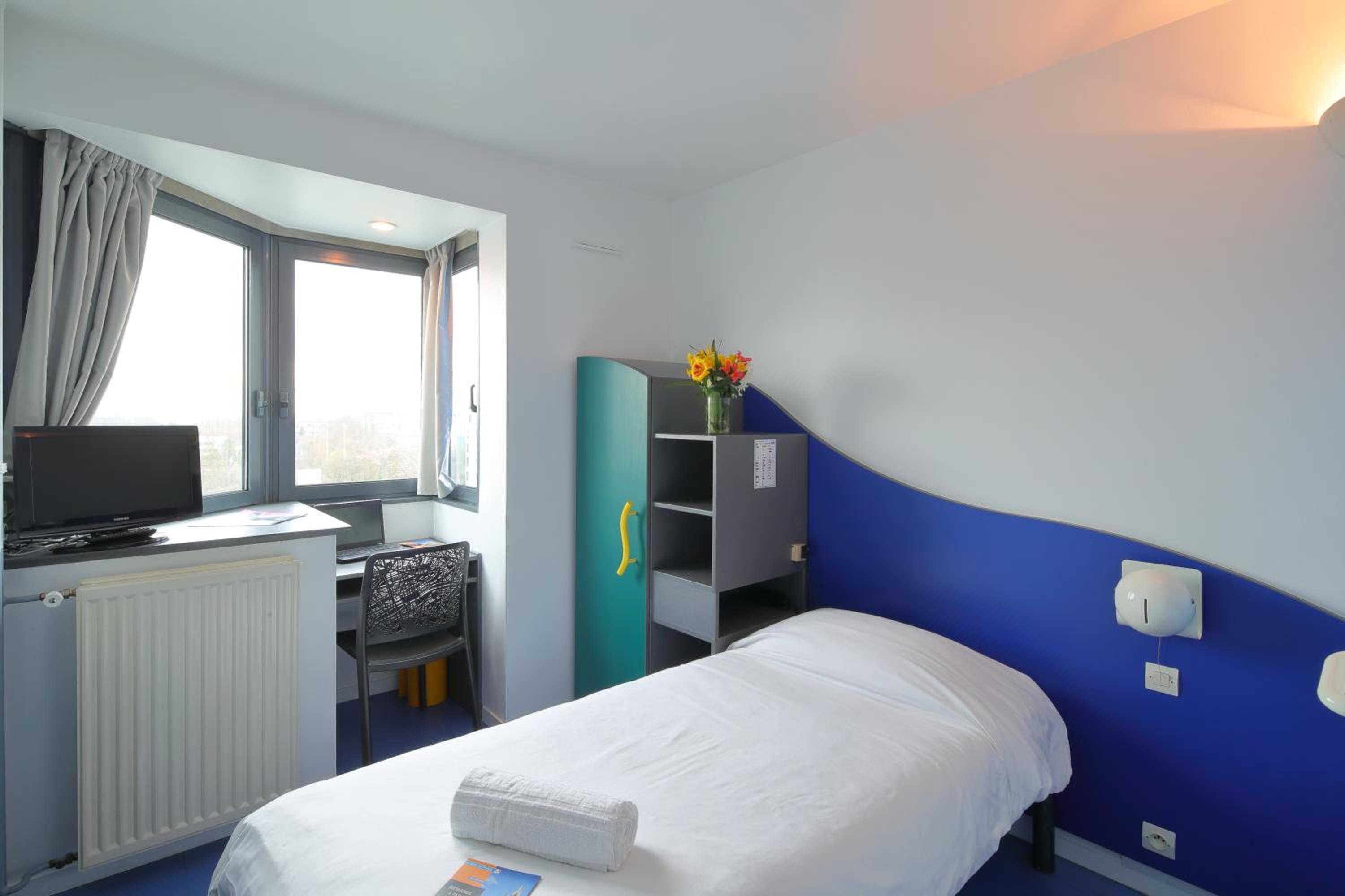 Single Room photo 2