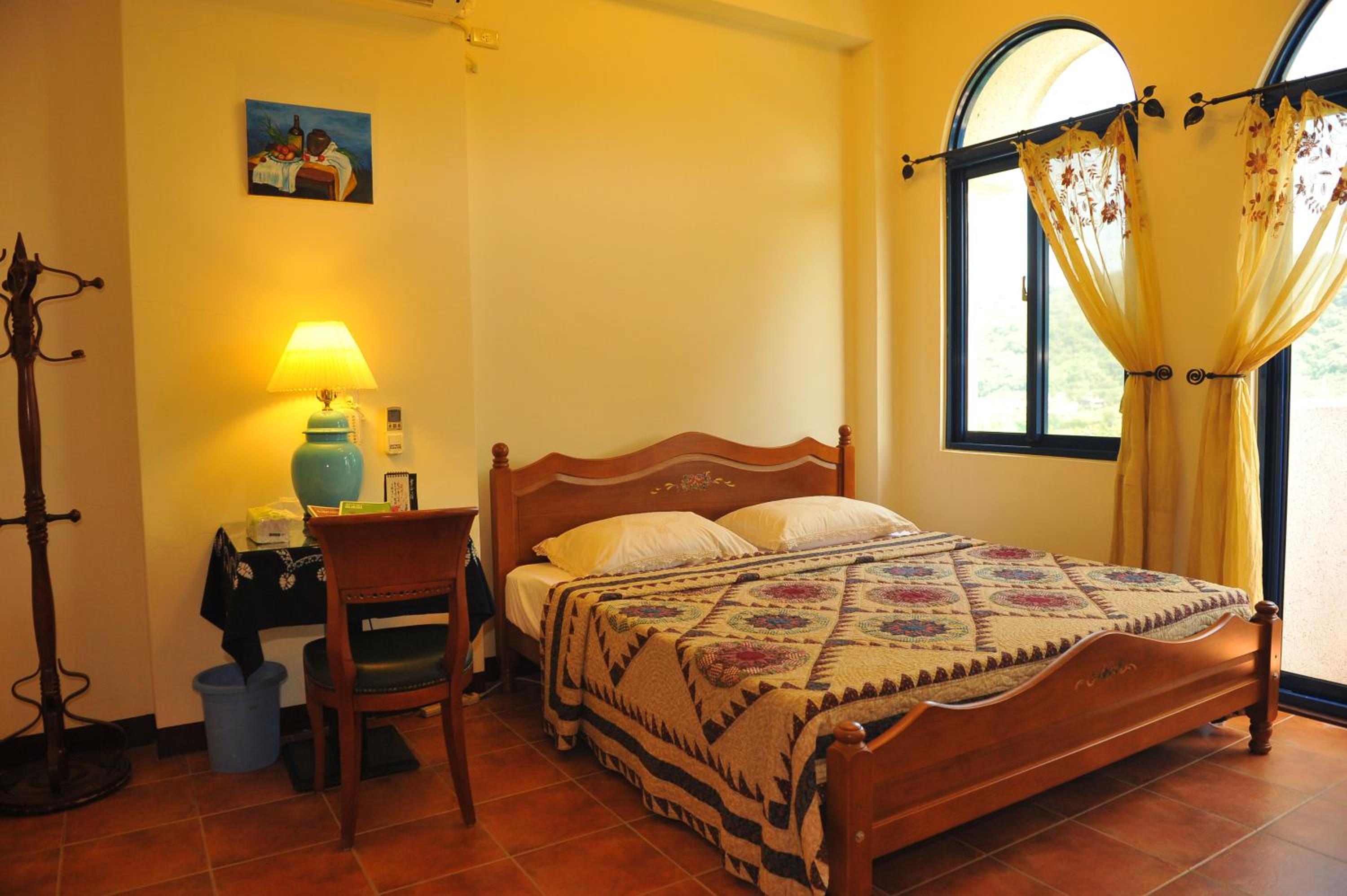 Deluxe Double Room with Balcony photo 2
