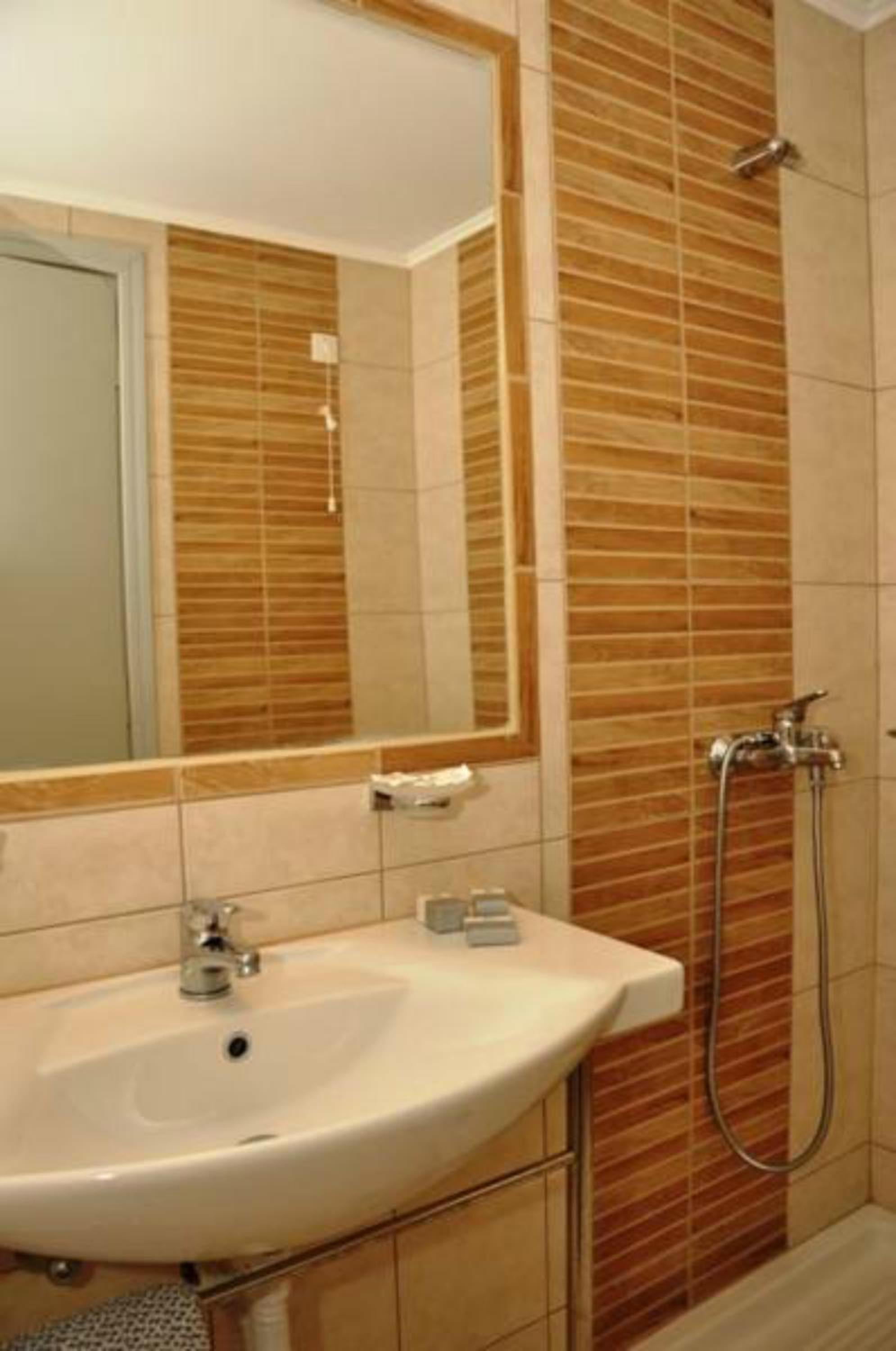 Studio (3 Adults) - Photo 8