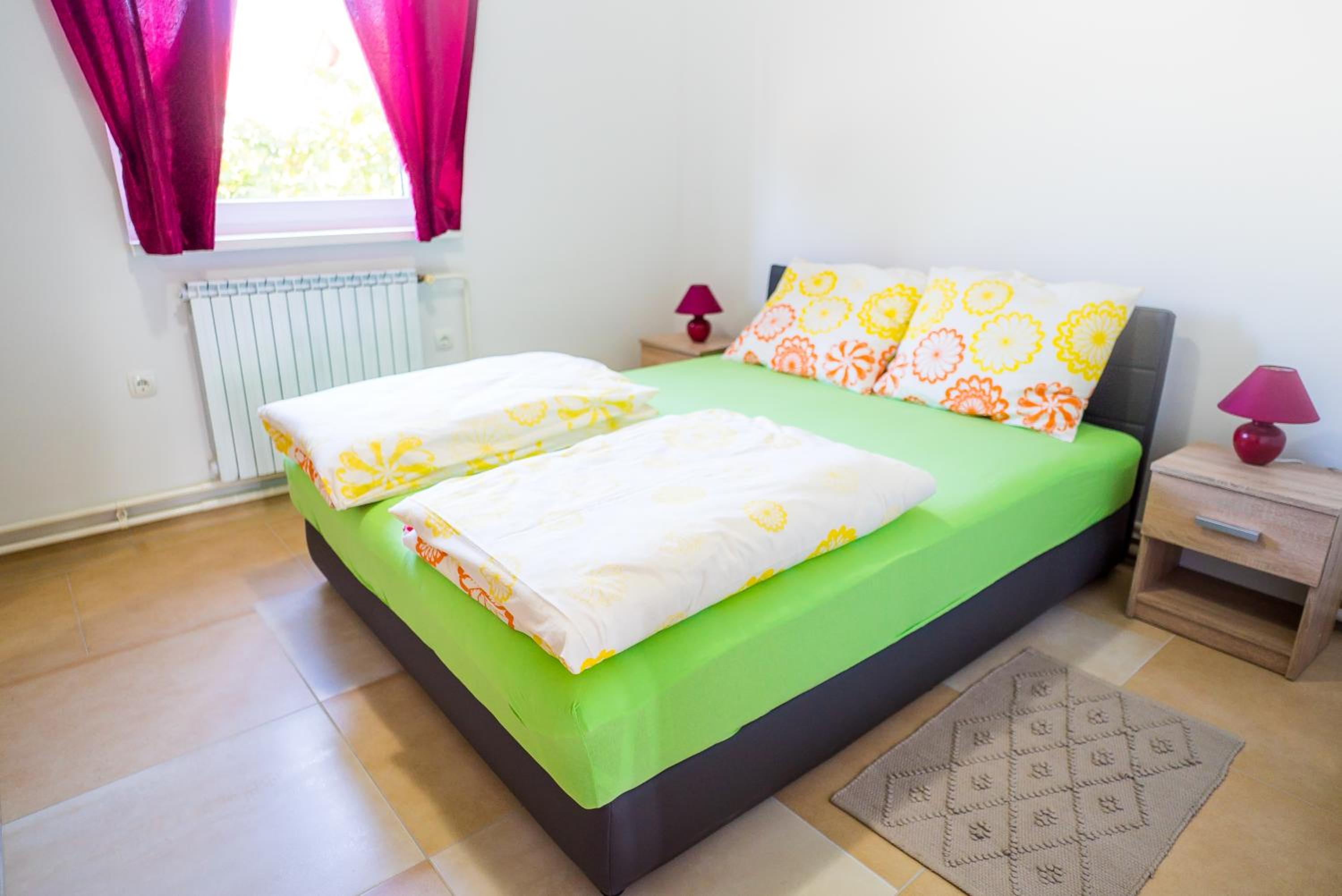 Three-Bedroom Apartment - Photo 7