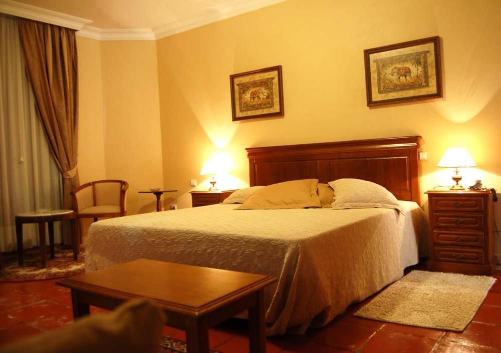 Suite - Photo 11