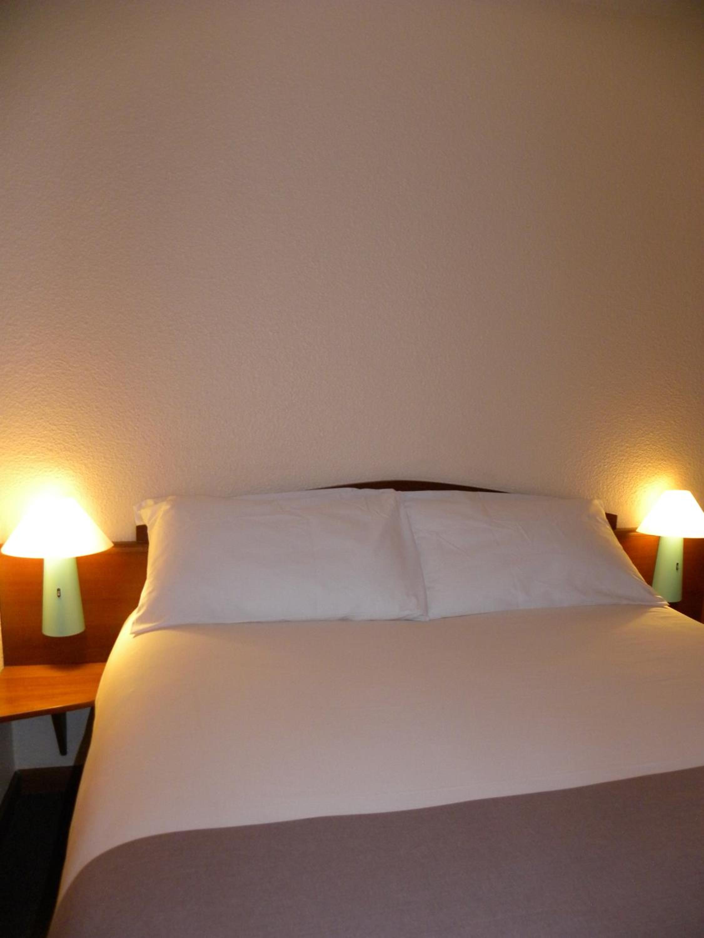 Double Room - Photo 5