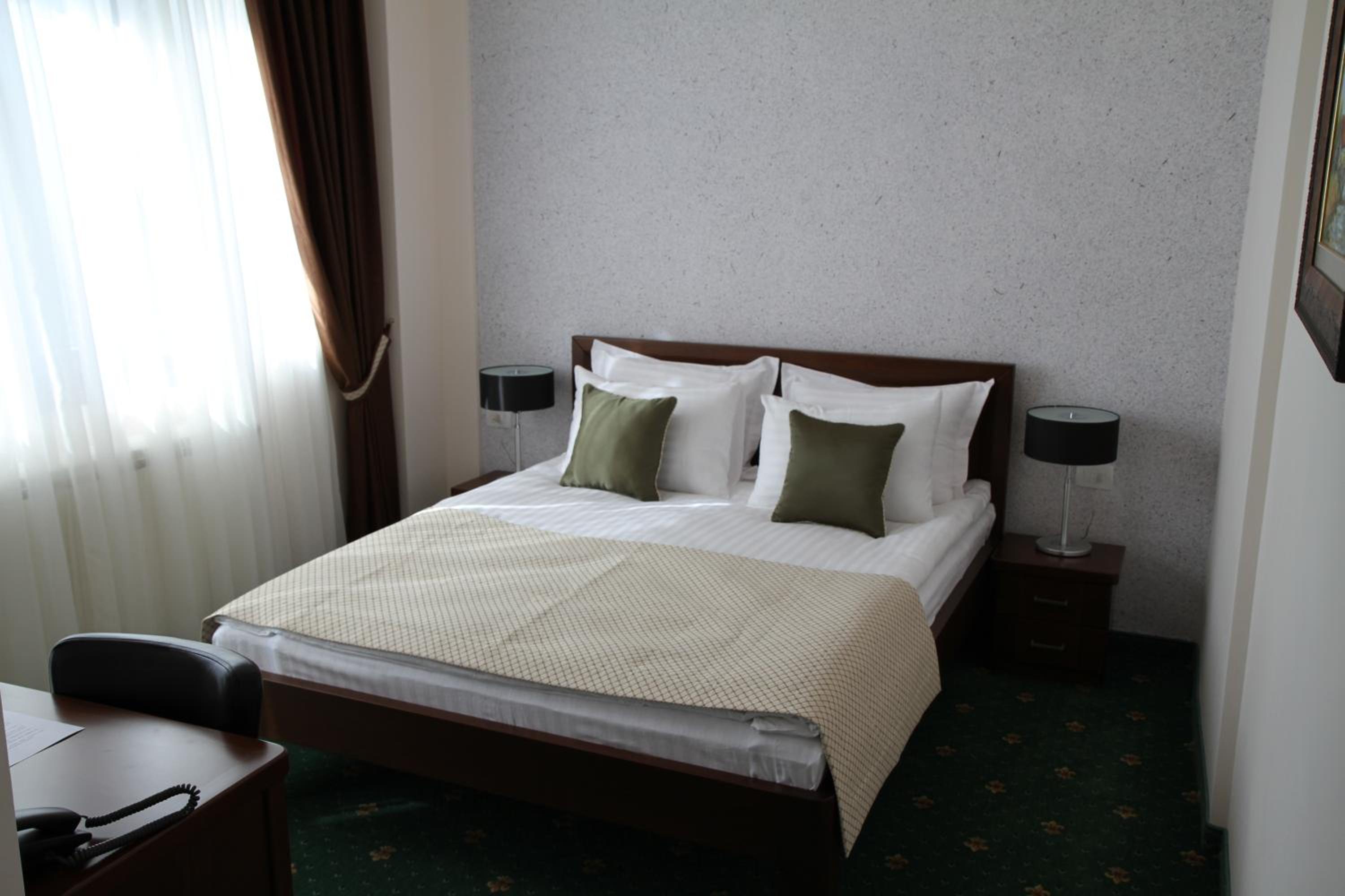Deluxe Double Room photo 2