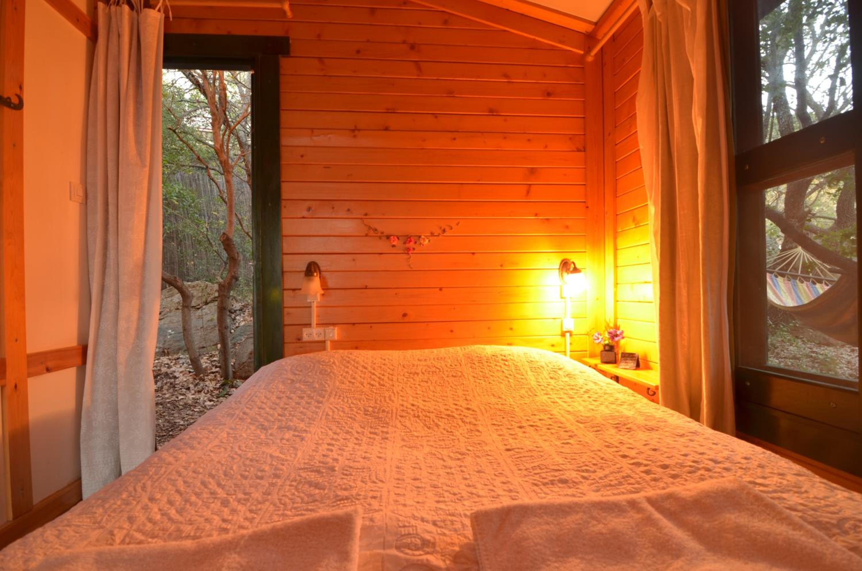 Cottage with Spa Bath photo 1