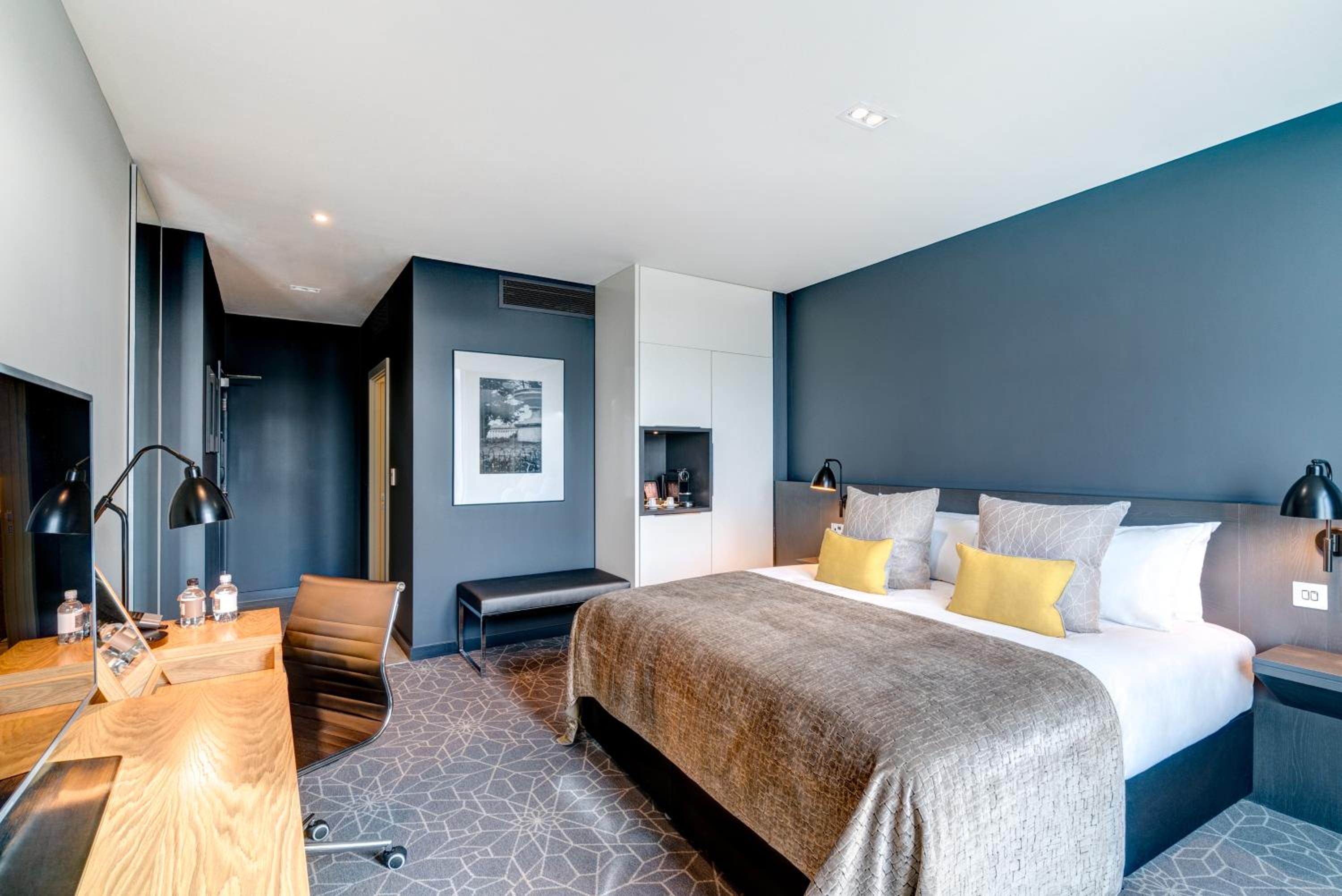Double Room with Balcony photo 1