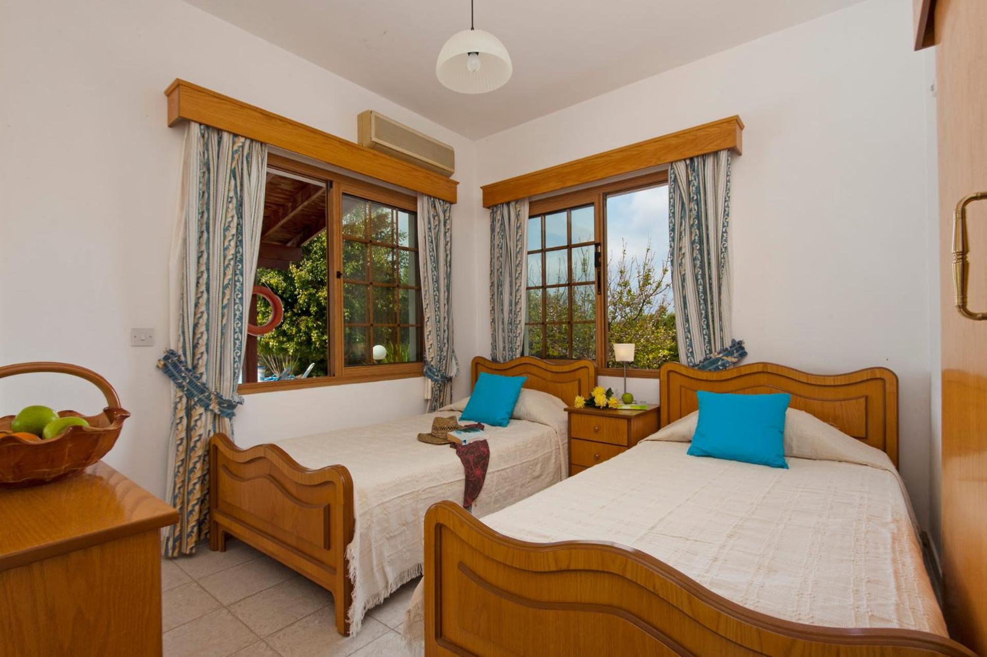 Three-Bedroom Villa with Private Pool (SummerBreeze)