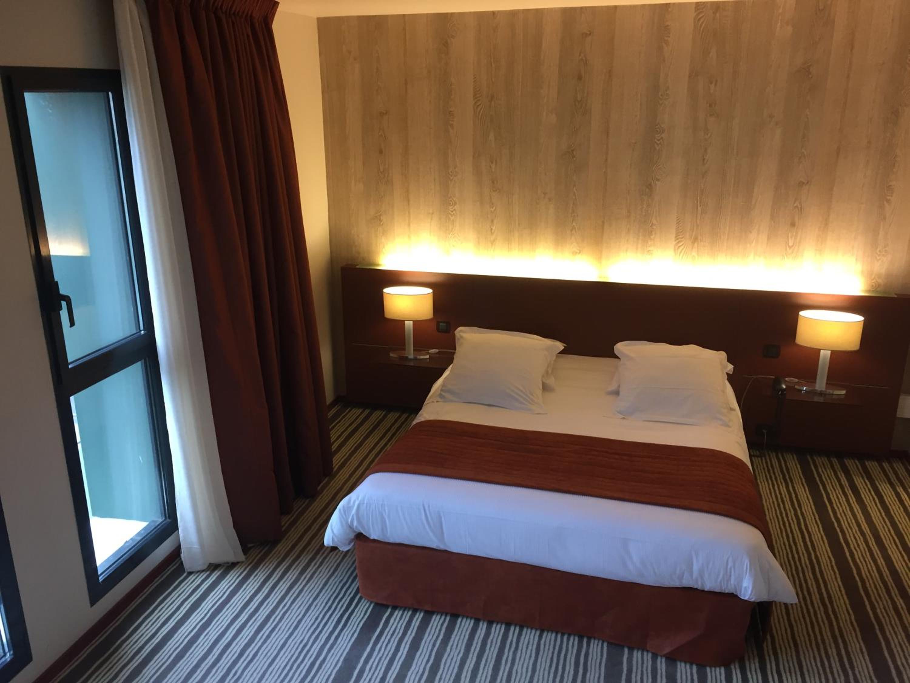 Double Room - Harbor Side - Photo 6