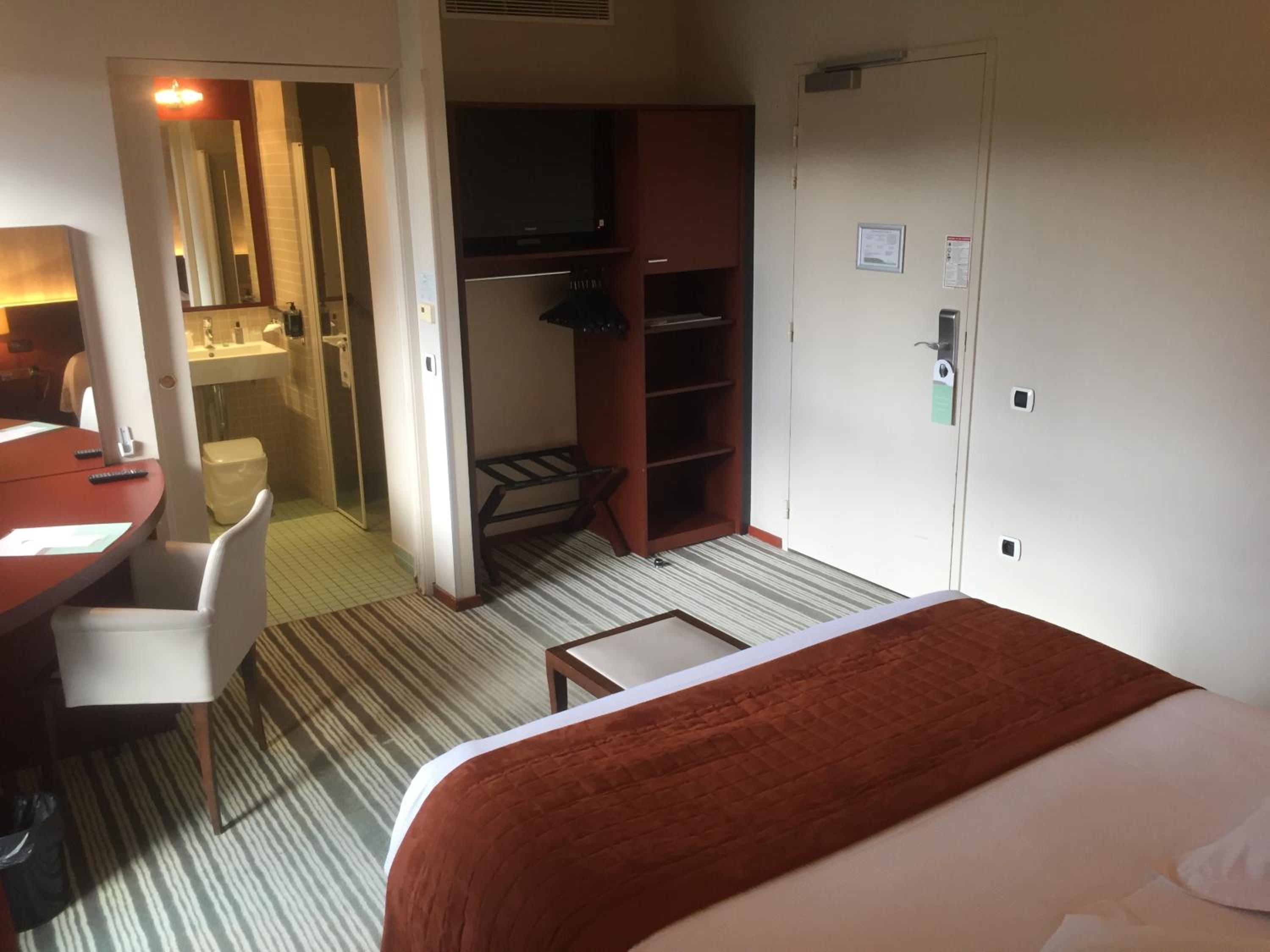 Standard Double Room - Photo 4