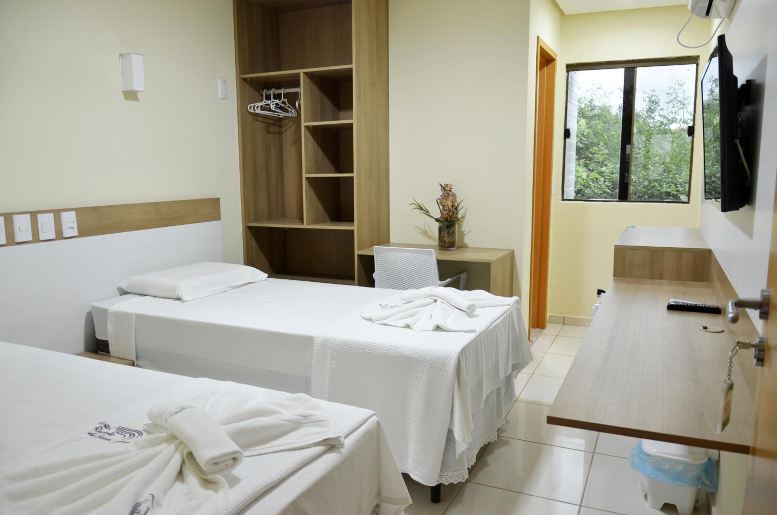 Economy Triple Room
