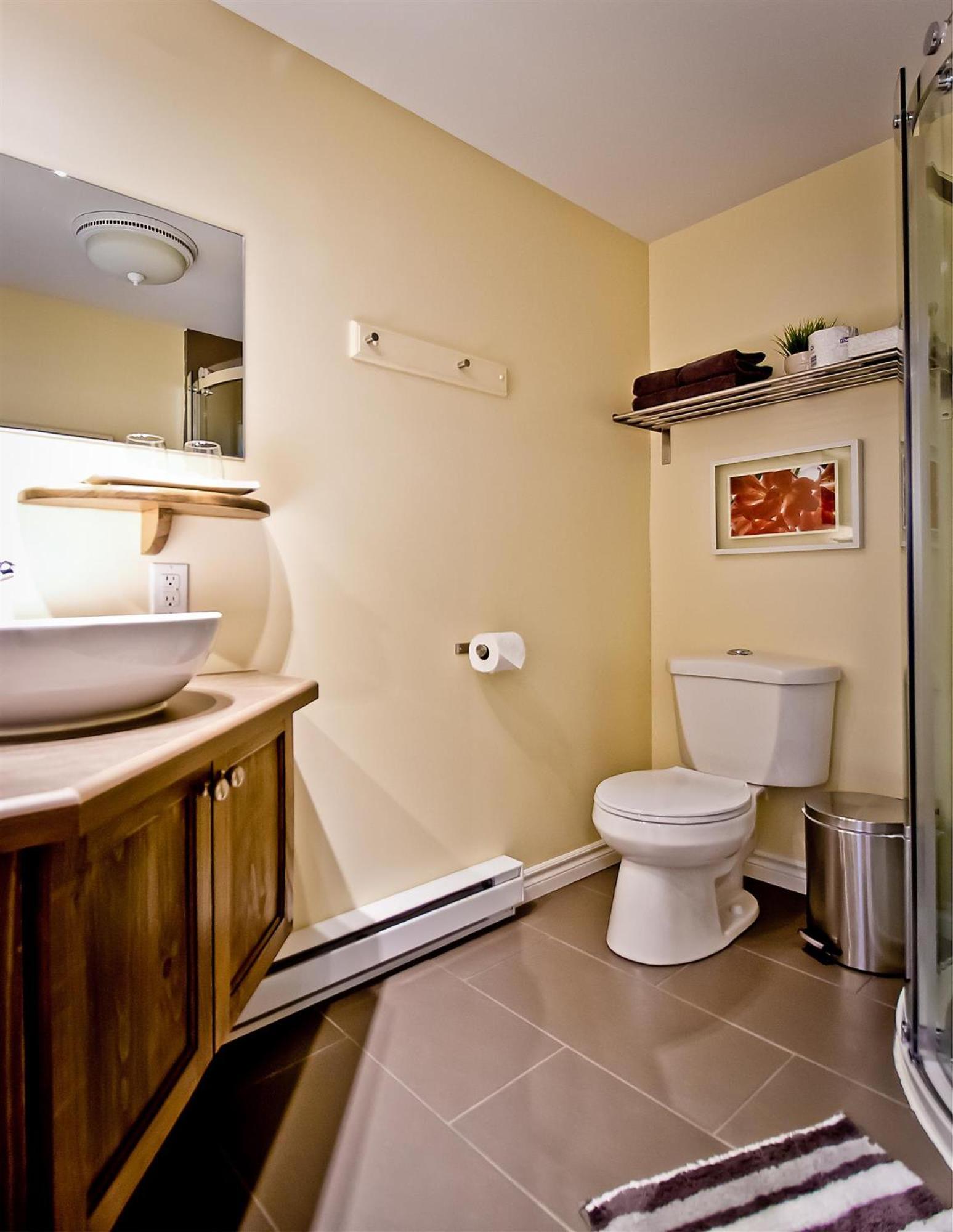Deluxe King Room photo 2