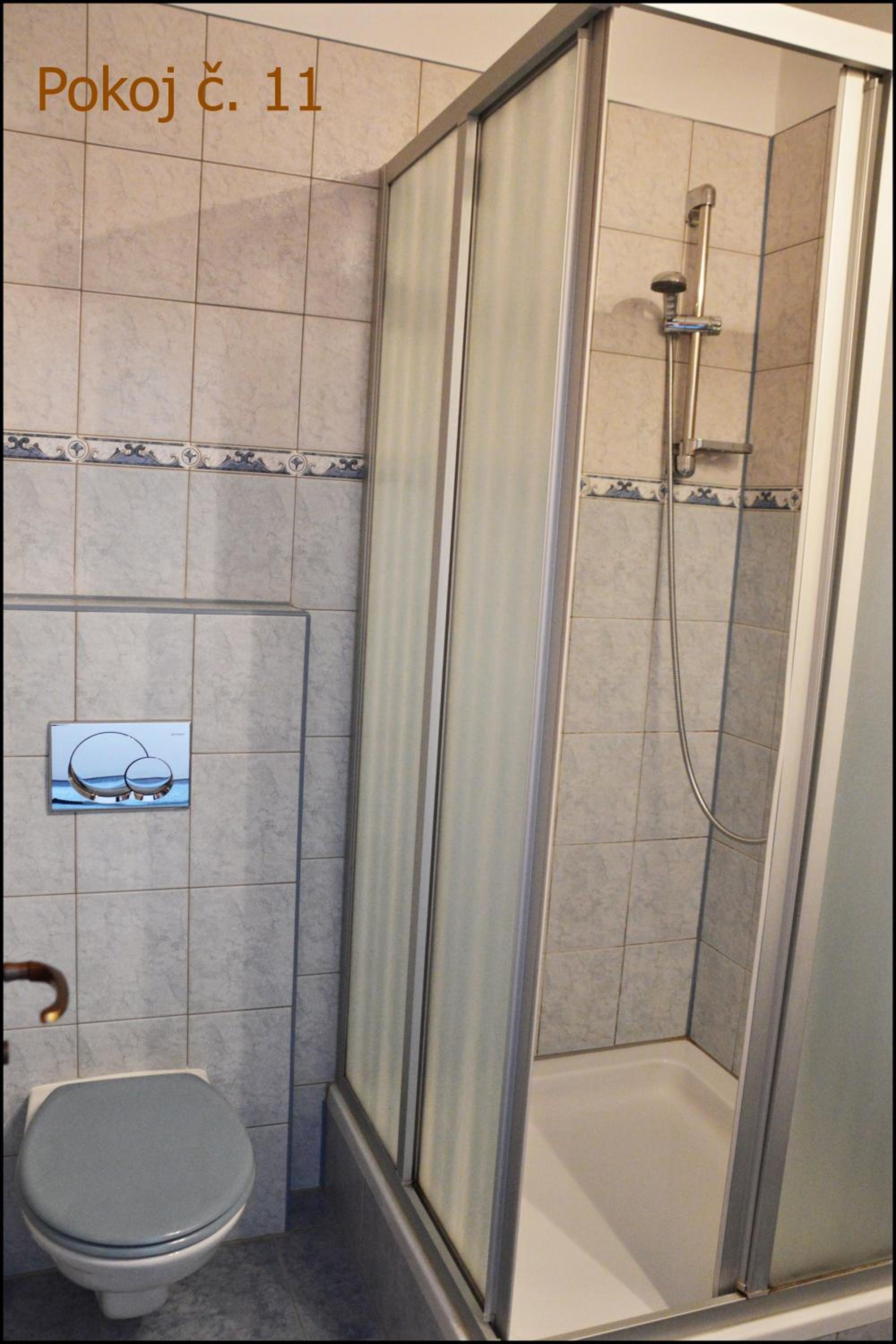Small Double or Twin Room photo 2