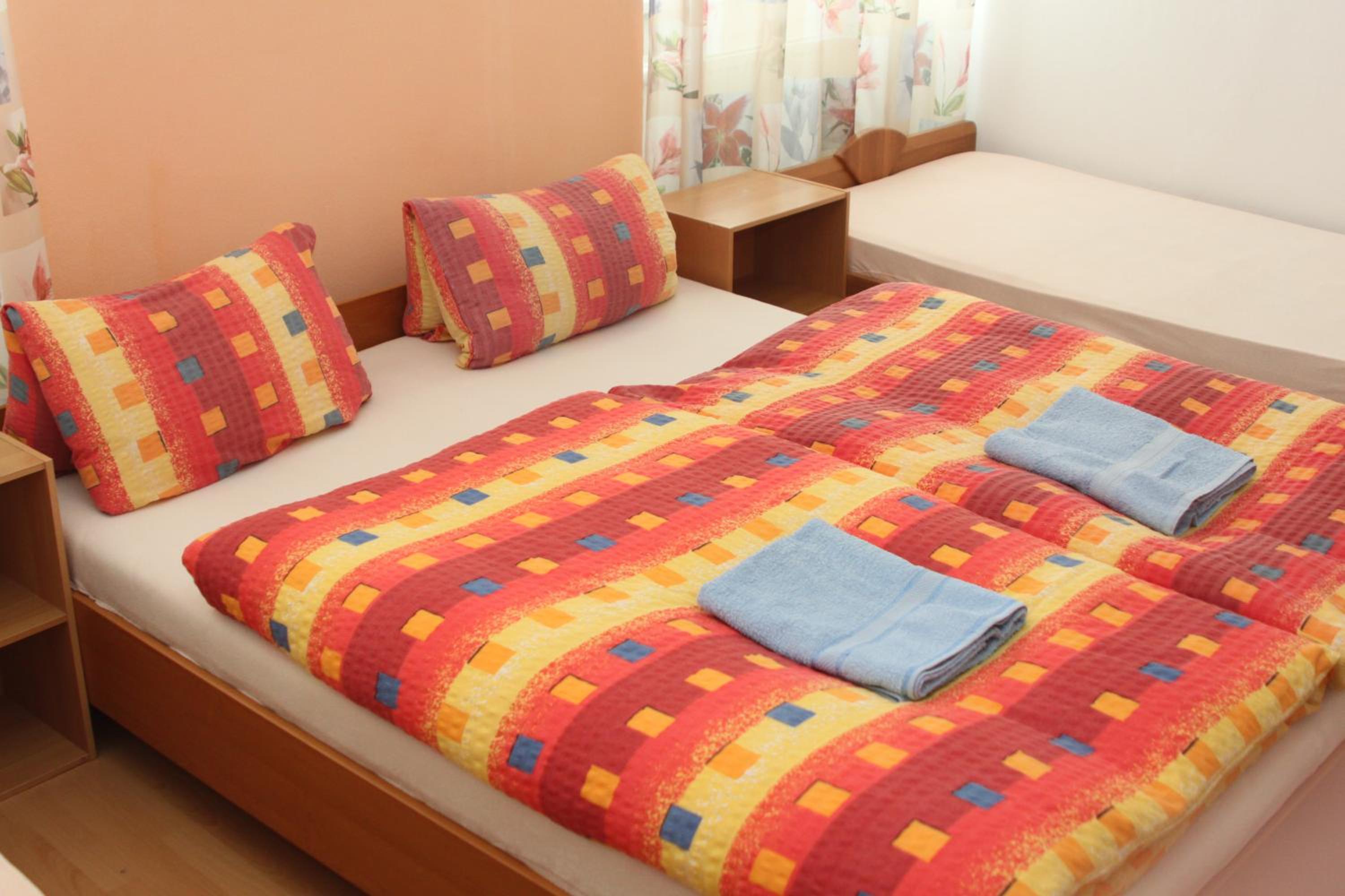Quadruple Room with Private Bathroom