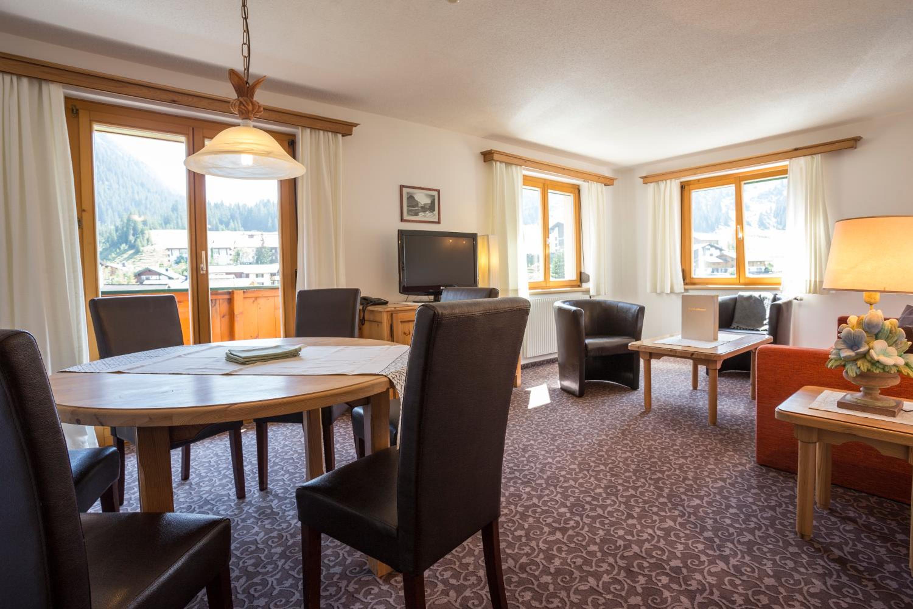 Superior Family Room
