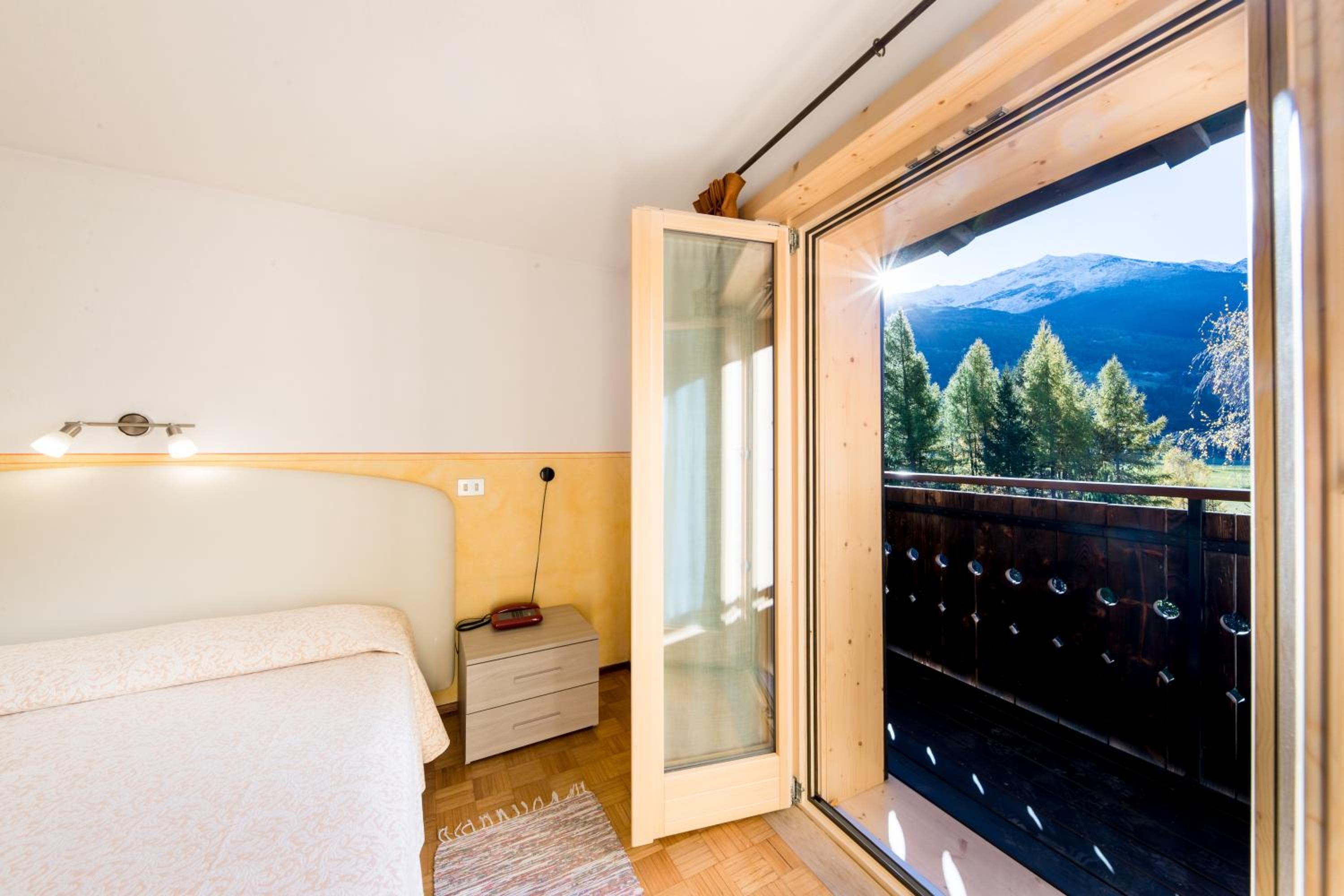 Standard Double or Twin Room - Photo 1