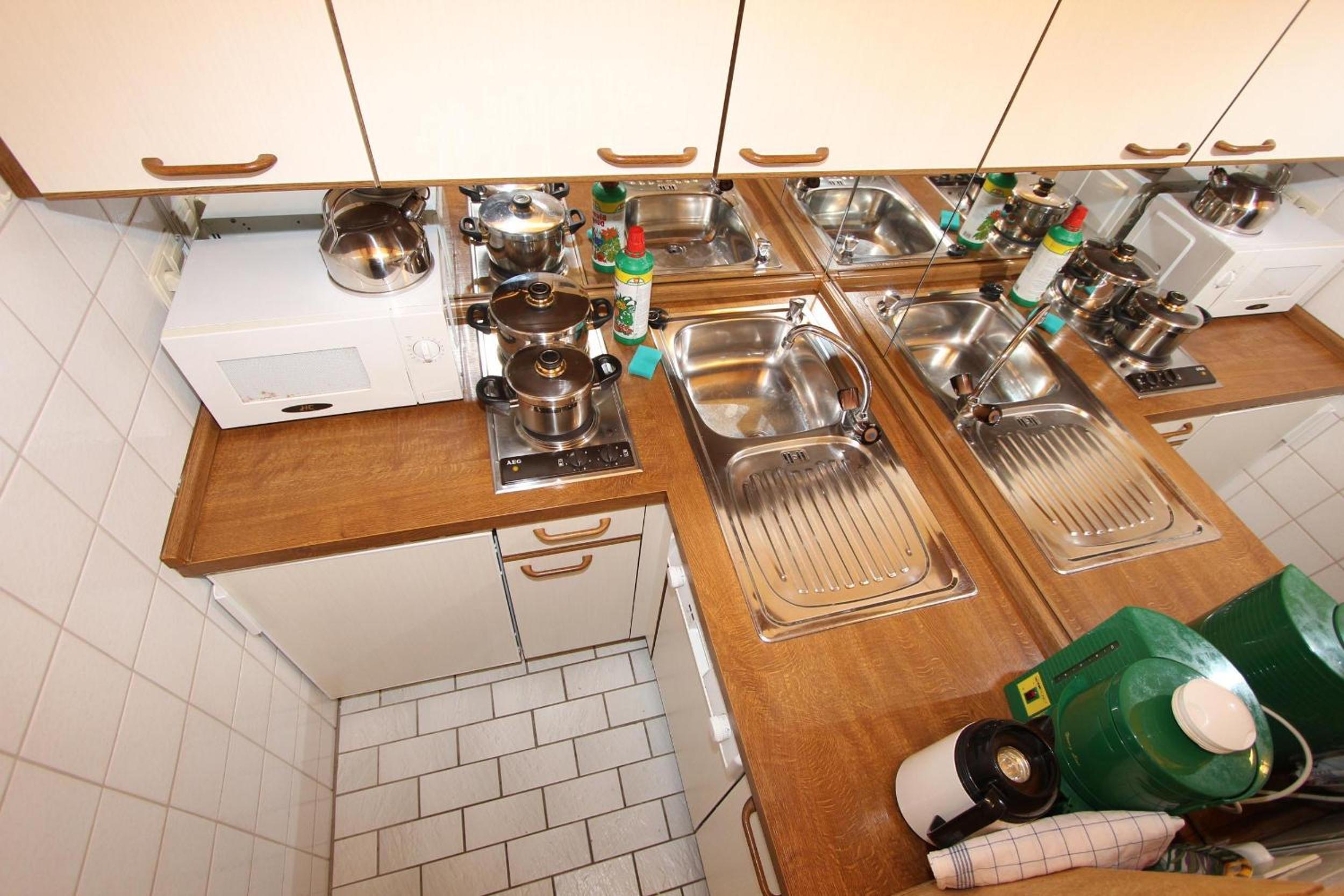 One-Bedroom Apartment (2 Adults) photo 2