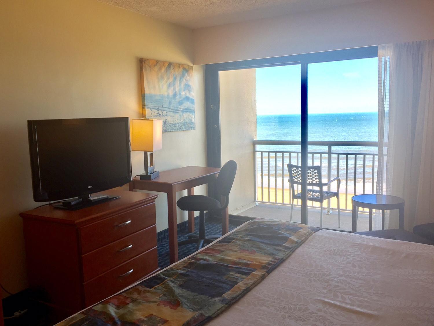 King Room with Oceanfront View - Non-Smoking - Photo 1
