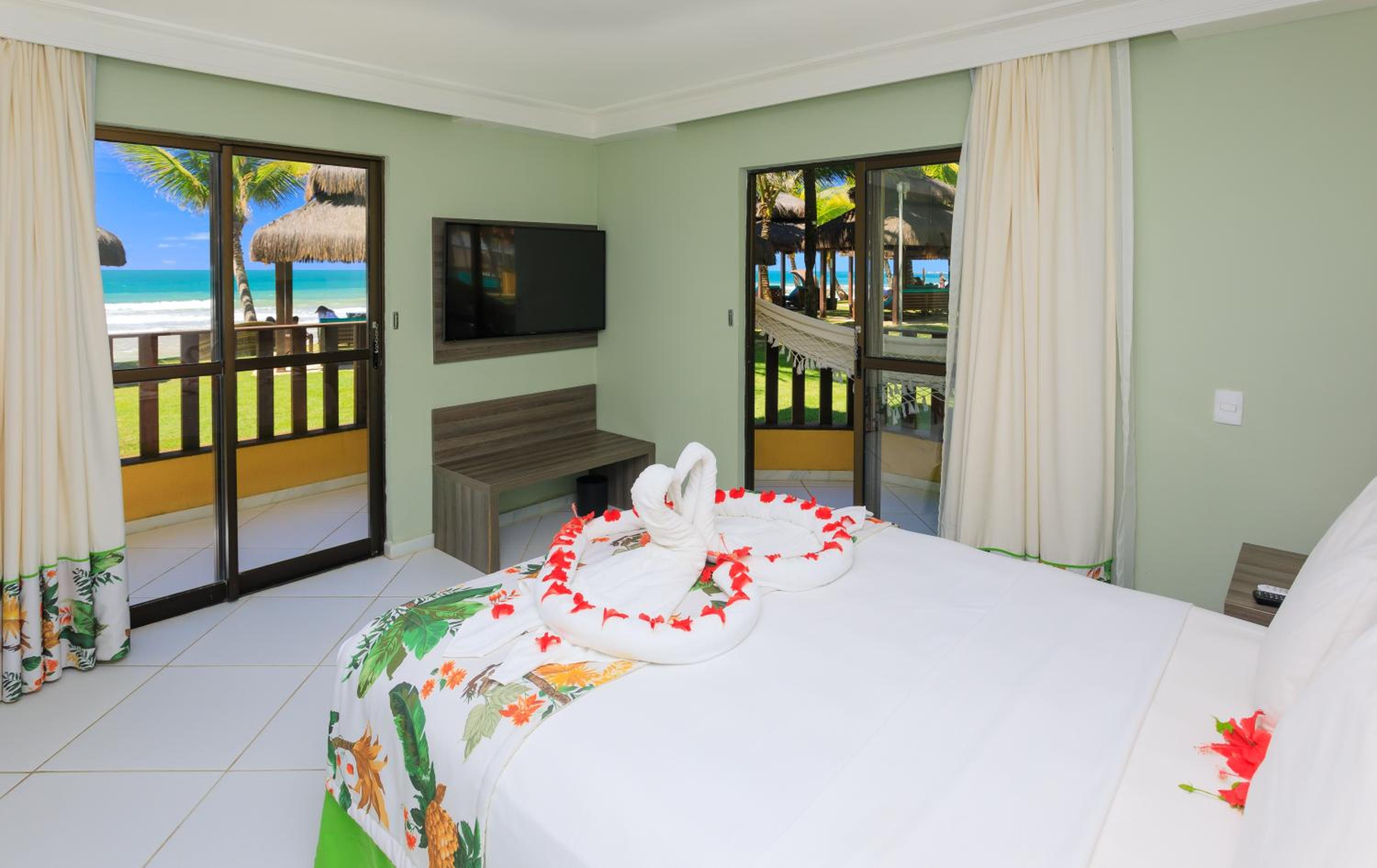 Superior Double Room with Sea View (2 adults + 1 child) - Photo 7