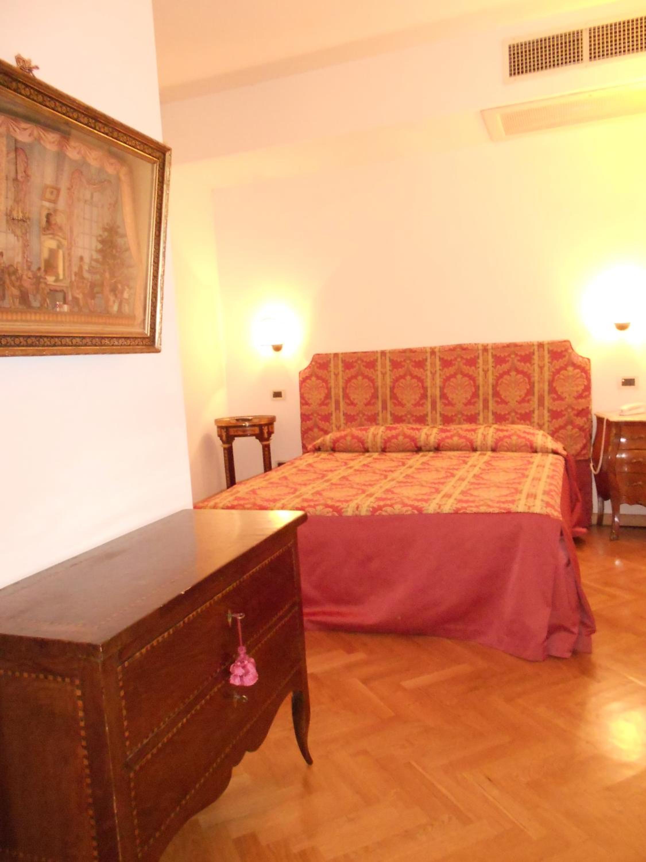 Superior Double Room photo 1