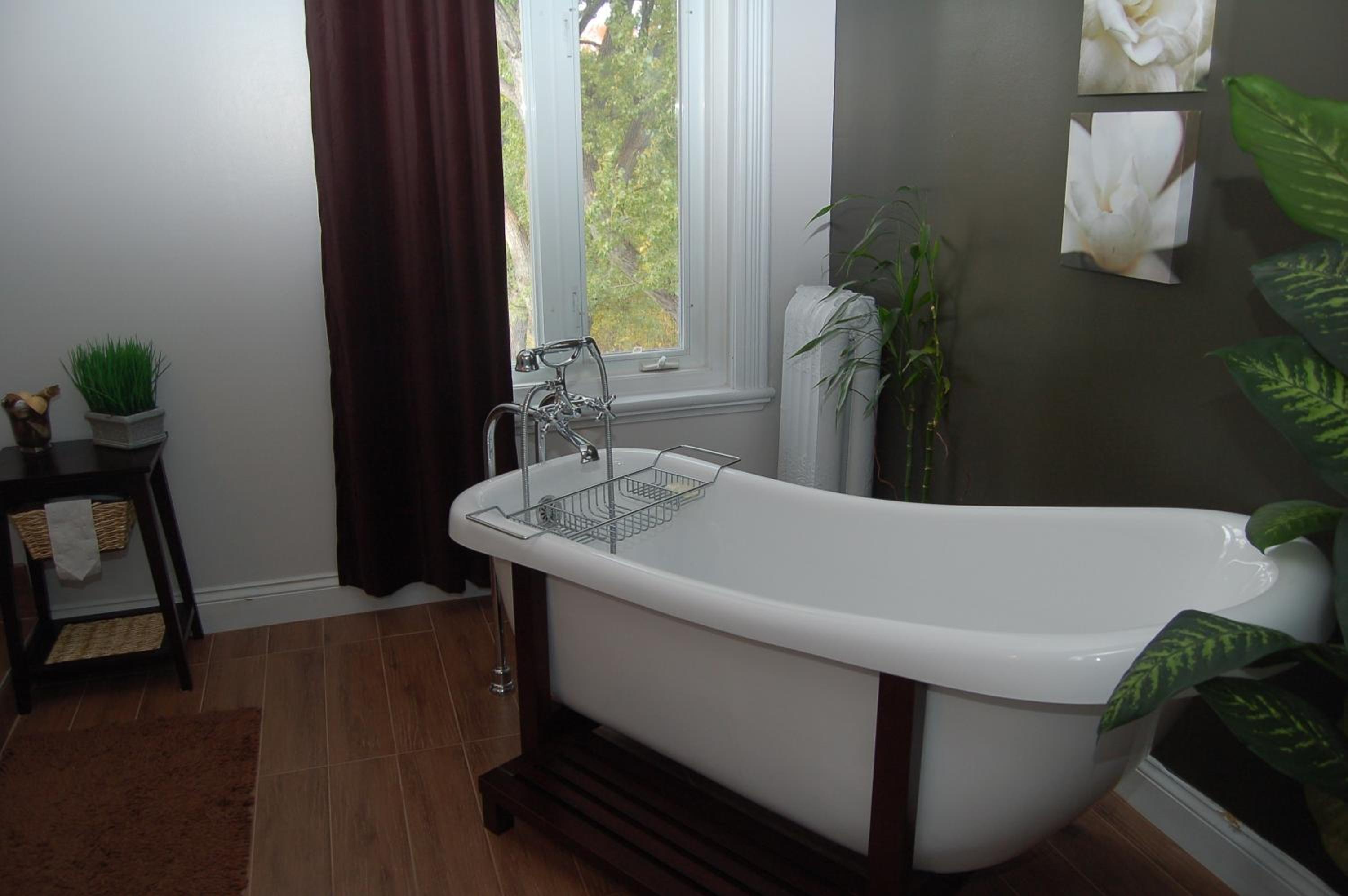 Queen Room photo 3