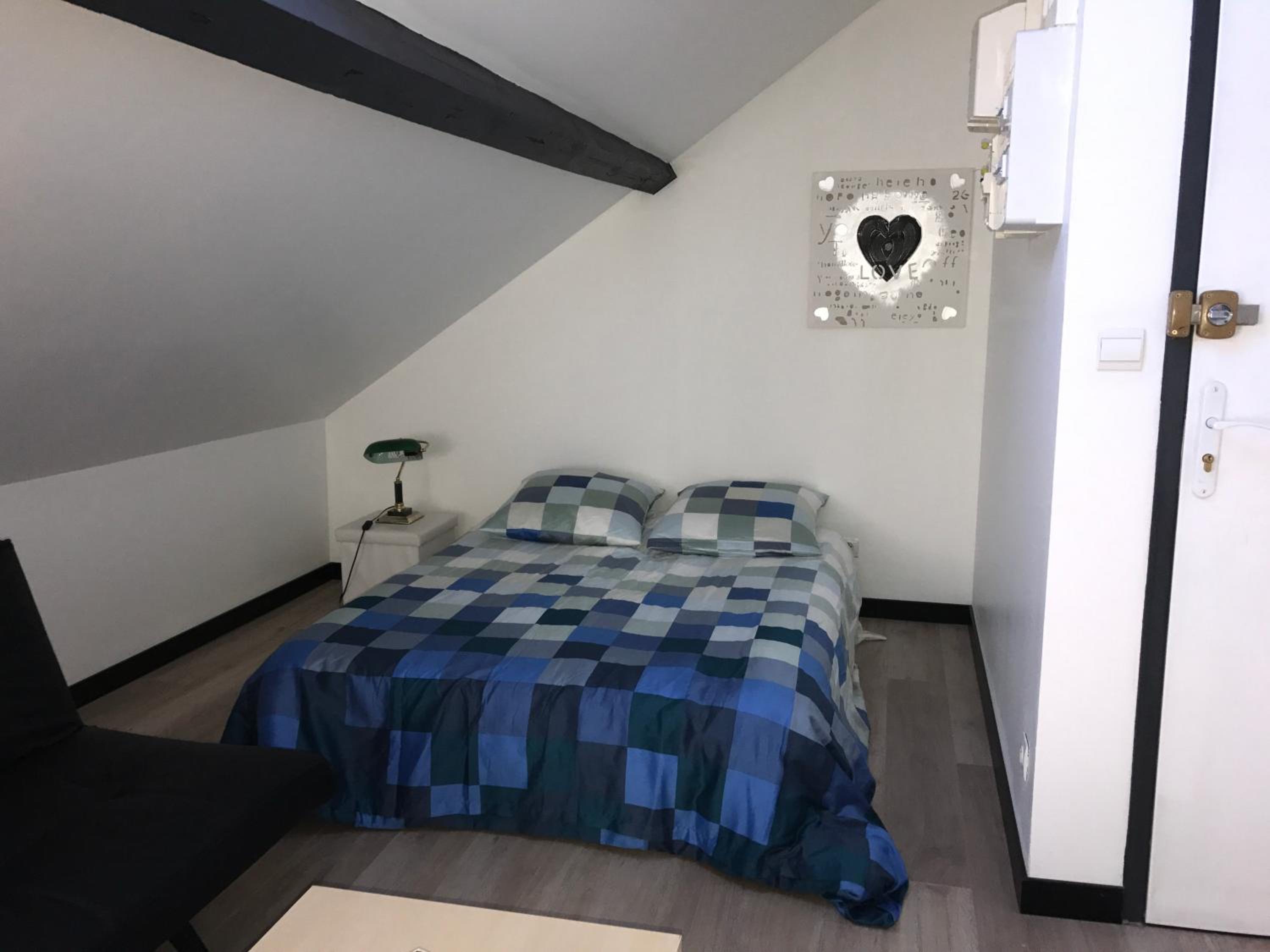 Studio Apartment photo 2